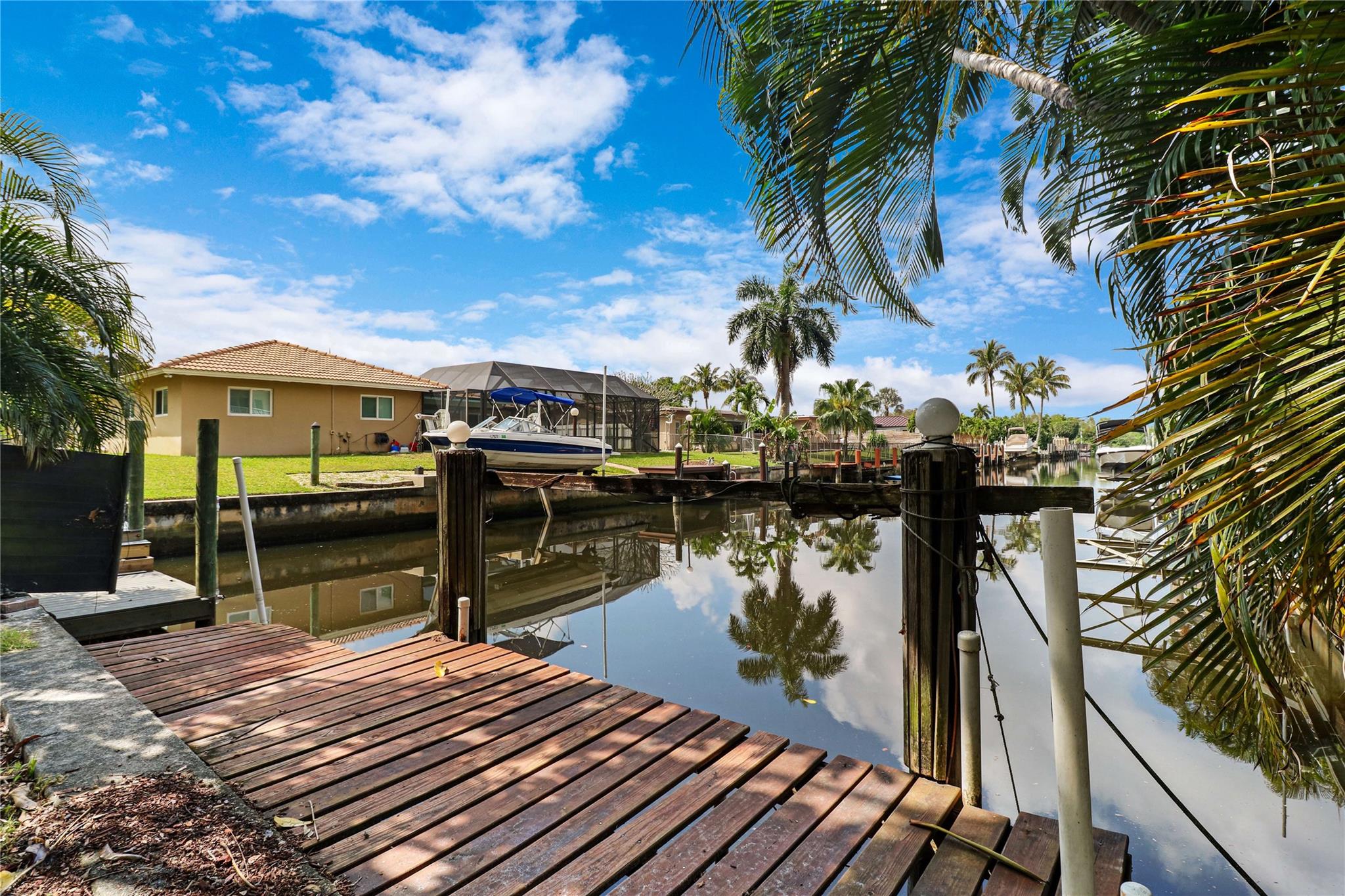 Homes for sale in Plantation, FL | 5900 Sw 17th St, Plantation, FL 33317 | MLS# F10536618