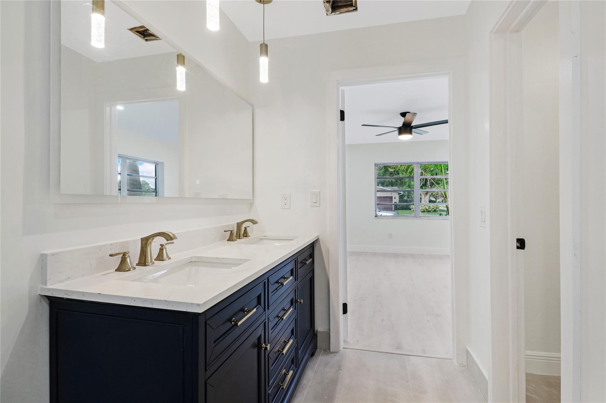 Homes for sale in Plantation, FL | 5900 Sw 17Th St, Plantation, FL 33317 | MLS# F10536618