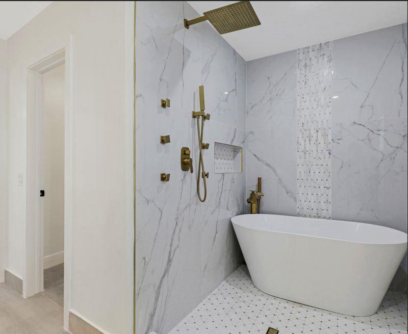 Homes for sale in Plantation, FL | 5900 Sw 17th St, Plantation, FL 33317 | MLS# F10536618