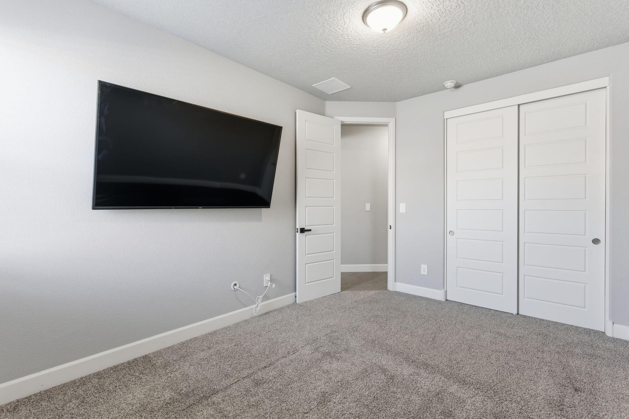 4400 Skyline Loop NE Home Theater