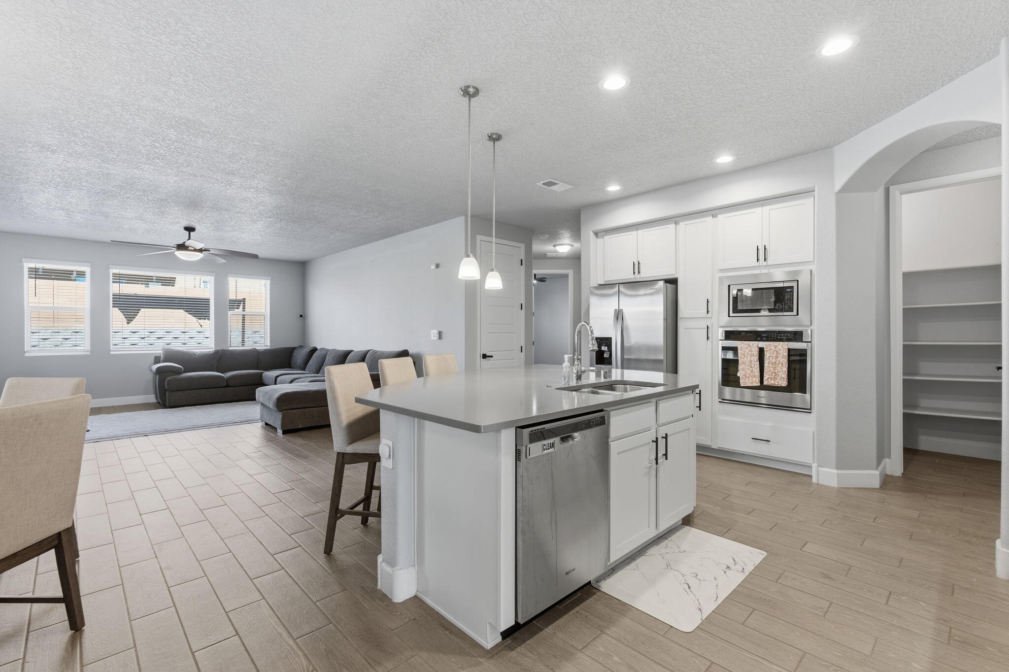 4400 Skyline Loop NE Kitchen