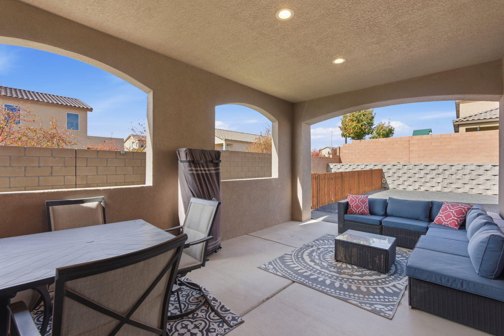4400 Skyline Loop NE Patio