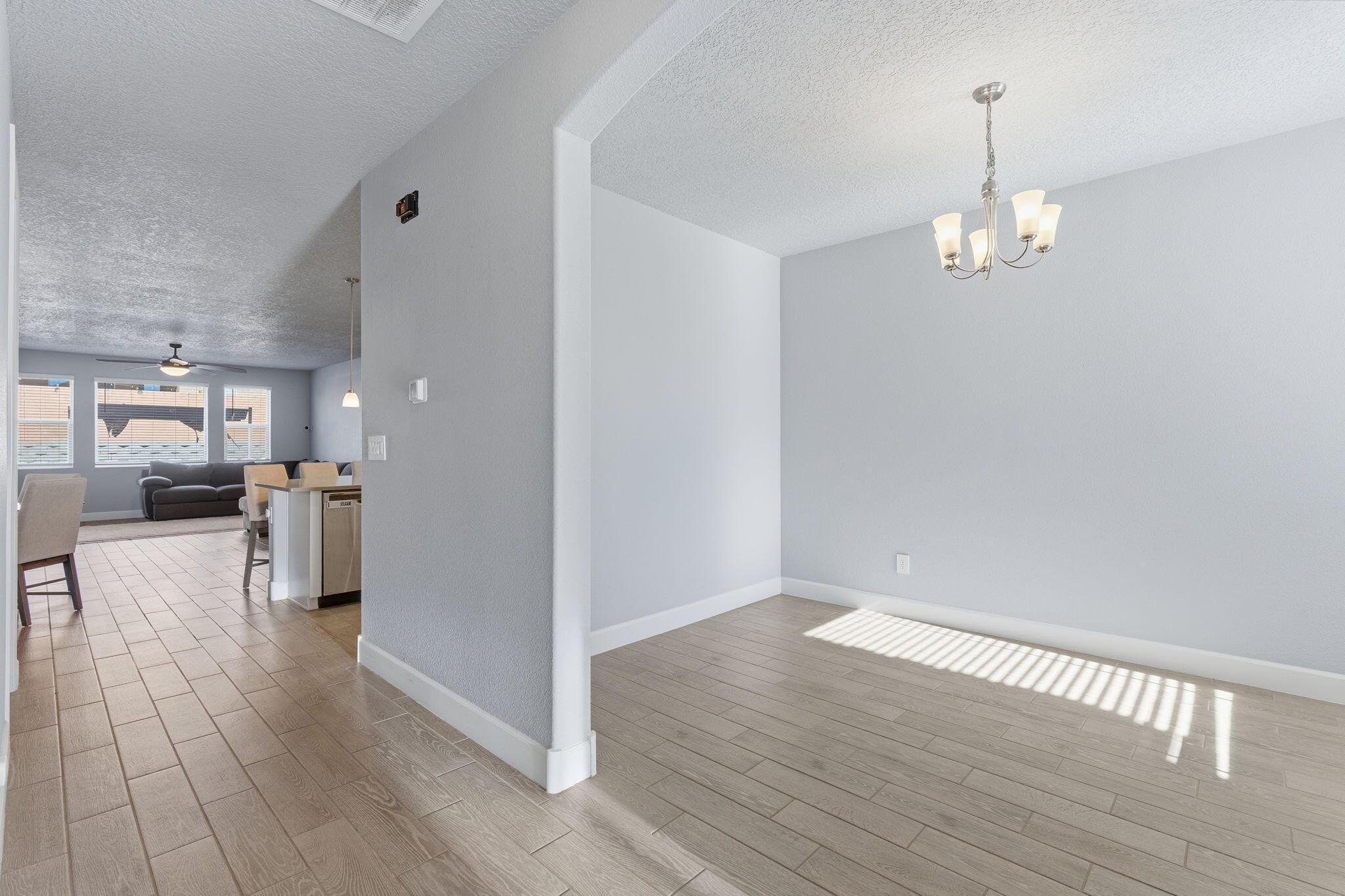 4400 Skyline Loop NE Dining Room