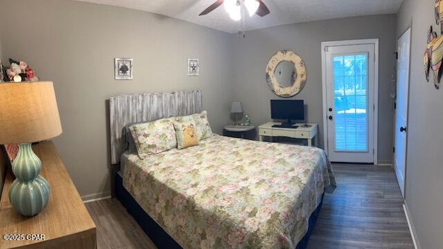 Listing photo id 11 for 4223 Lorraine Street