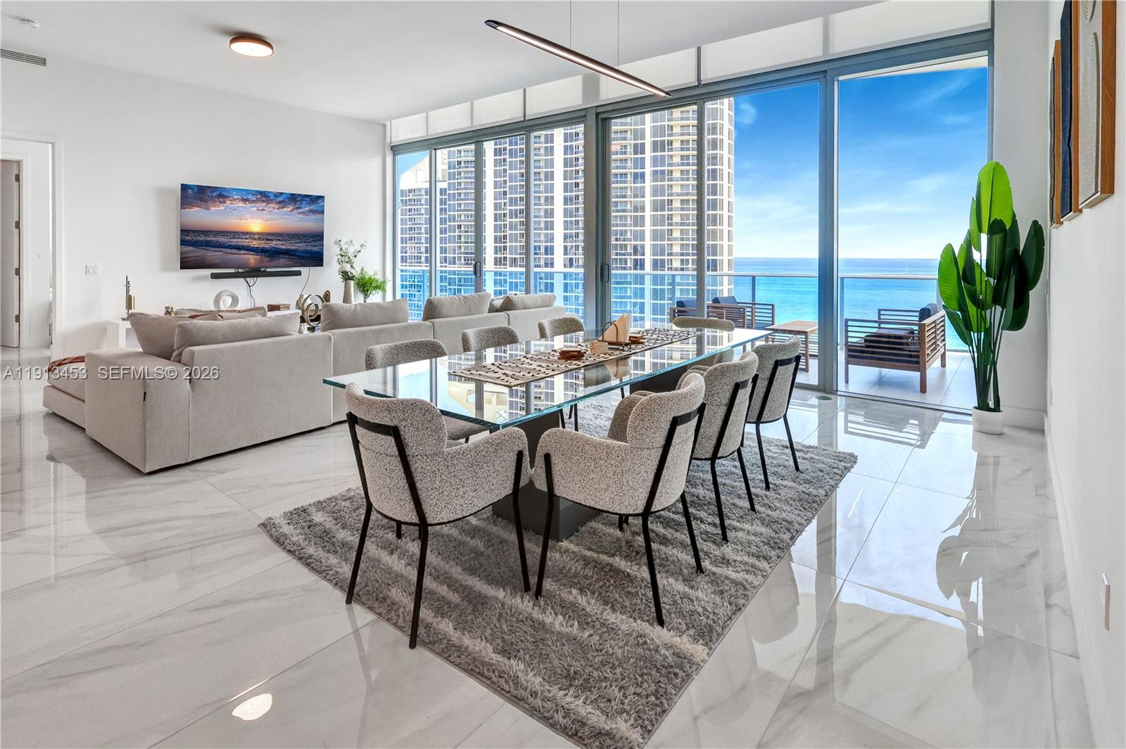 Aurora Condominium