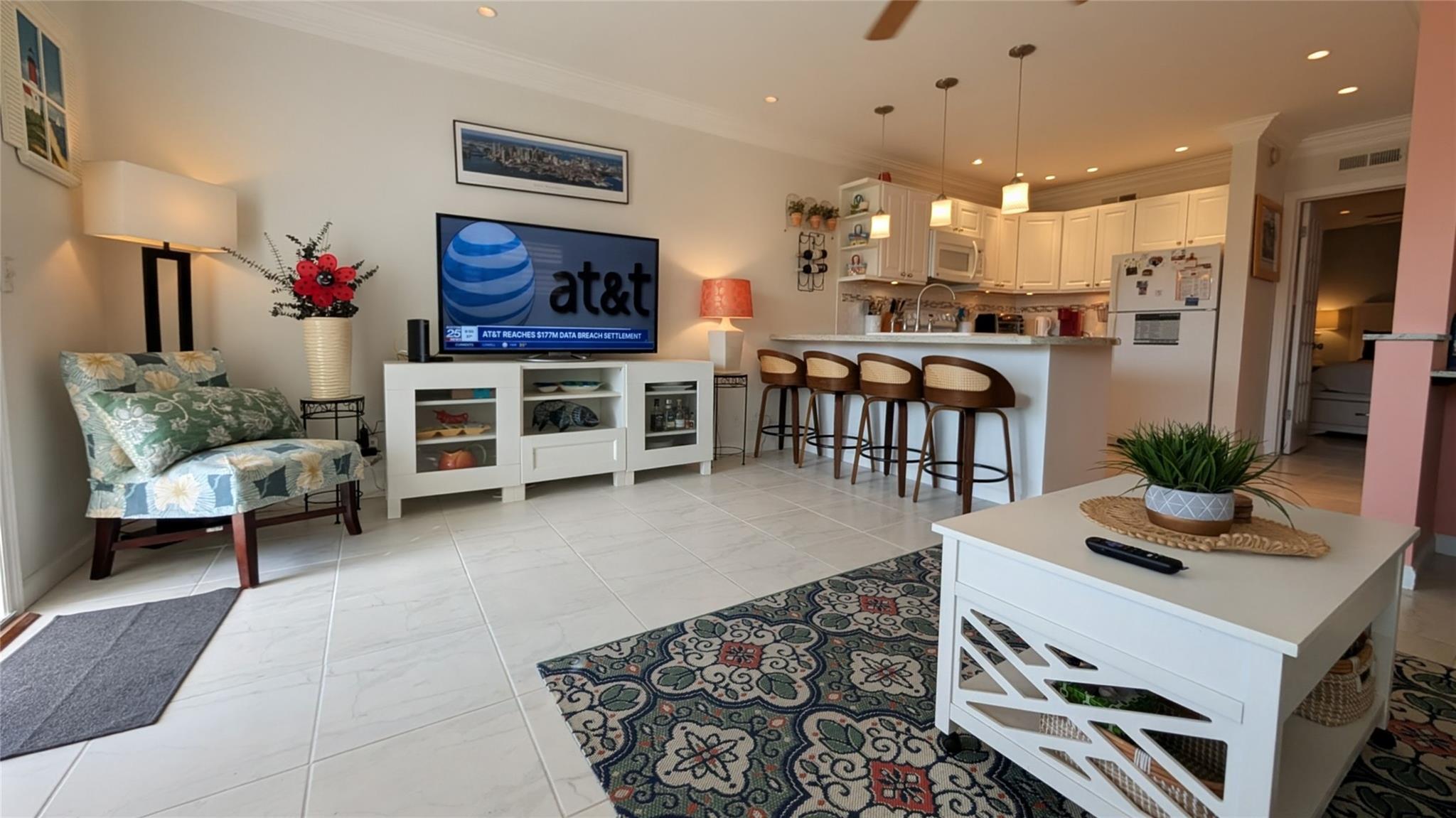 Homes for sale in Fort Lauderdale, FL | 2808 Ne 33Rd Ct #101, Fort Lauderdale, FL 33306 | MLS# F10536097