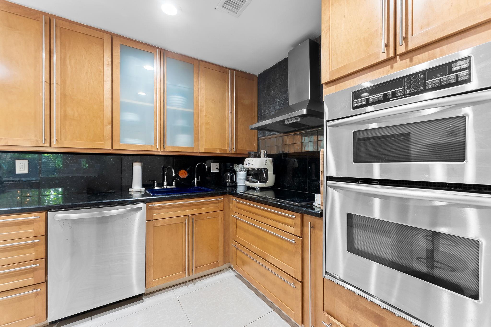 Homes for sale in Fort Lauderdale, FL | 1401 Ne 5Th Ter, Fort Lauderdale, FL 33304 | MLS# F10536621