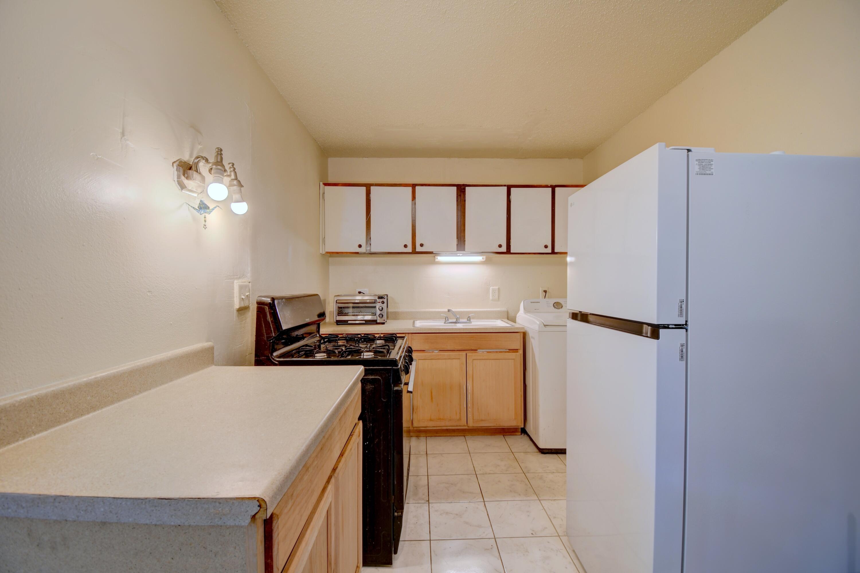 2800 Vail Avenue SE UNIT 159 Kitchen