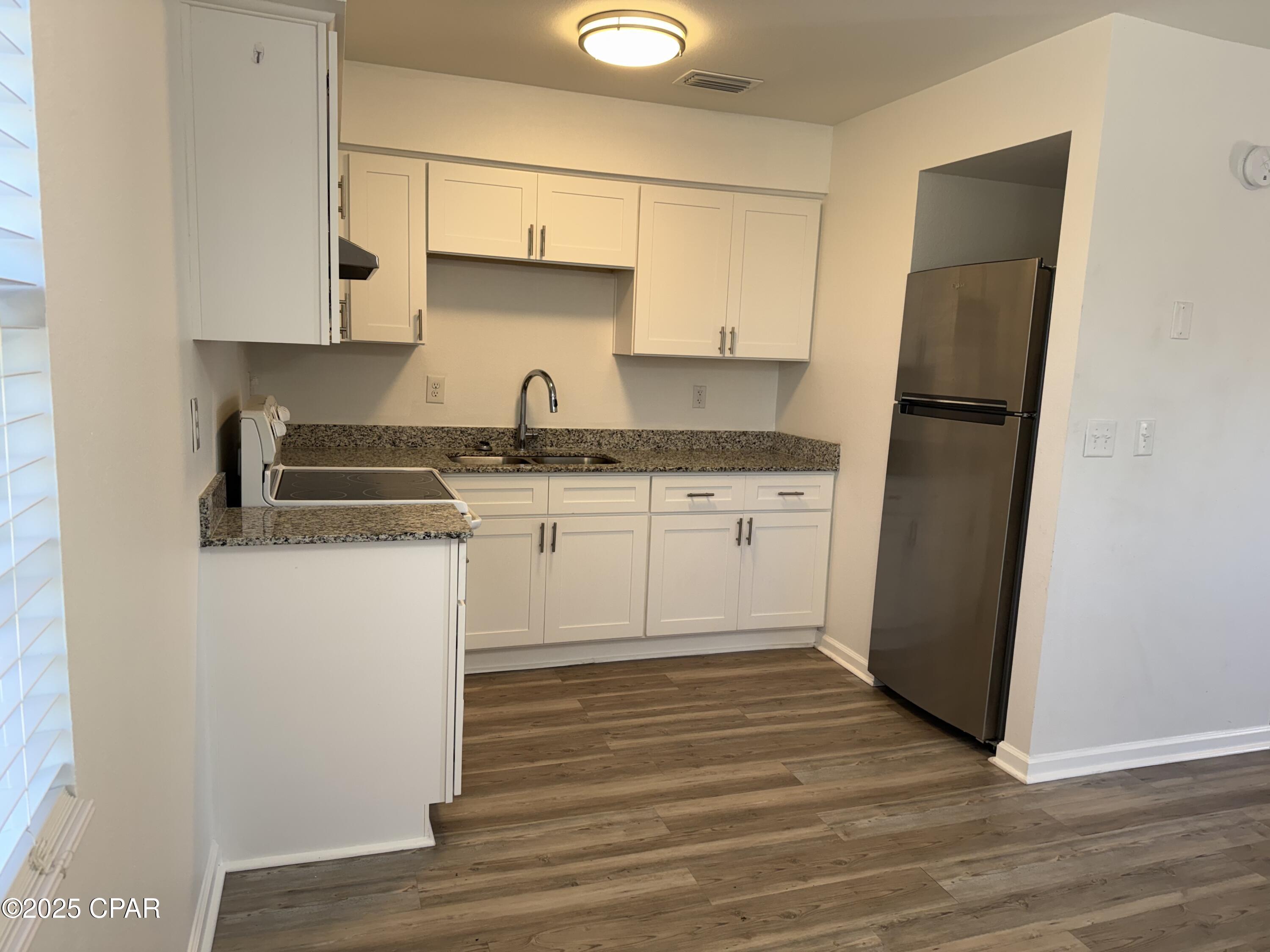 Image 2 For 130 Beulah Avenue #7