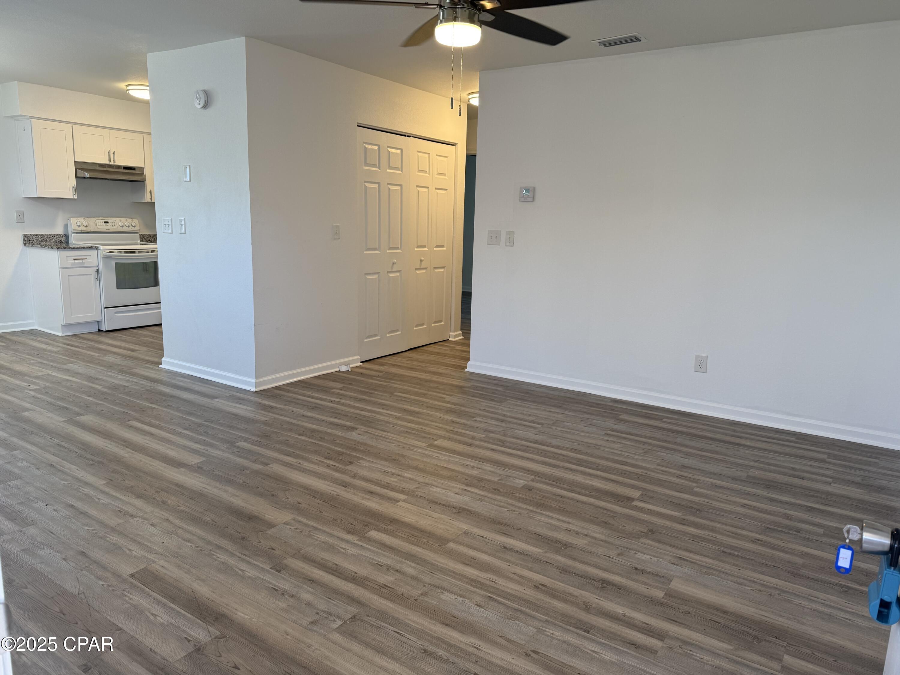 Image 4 For 130 Beulah Avenue #7