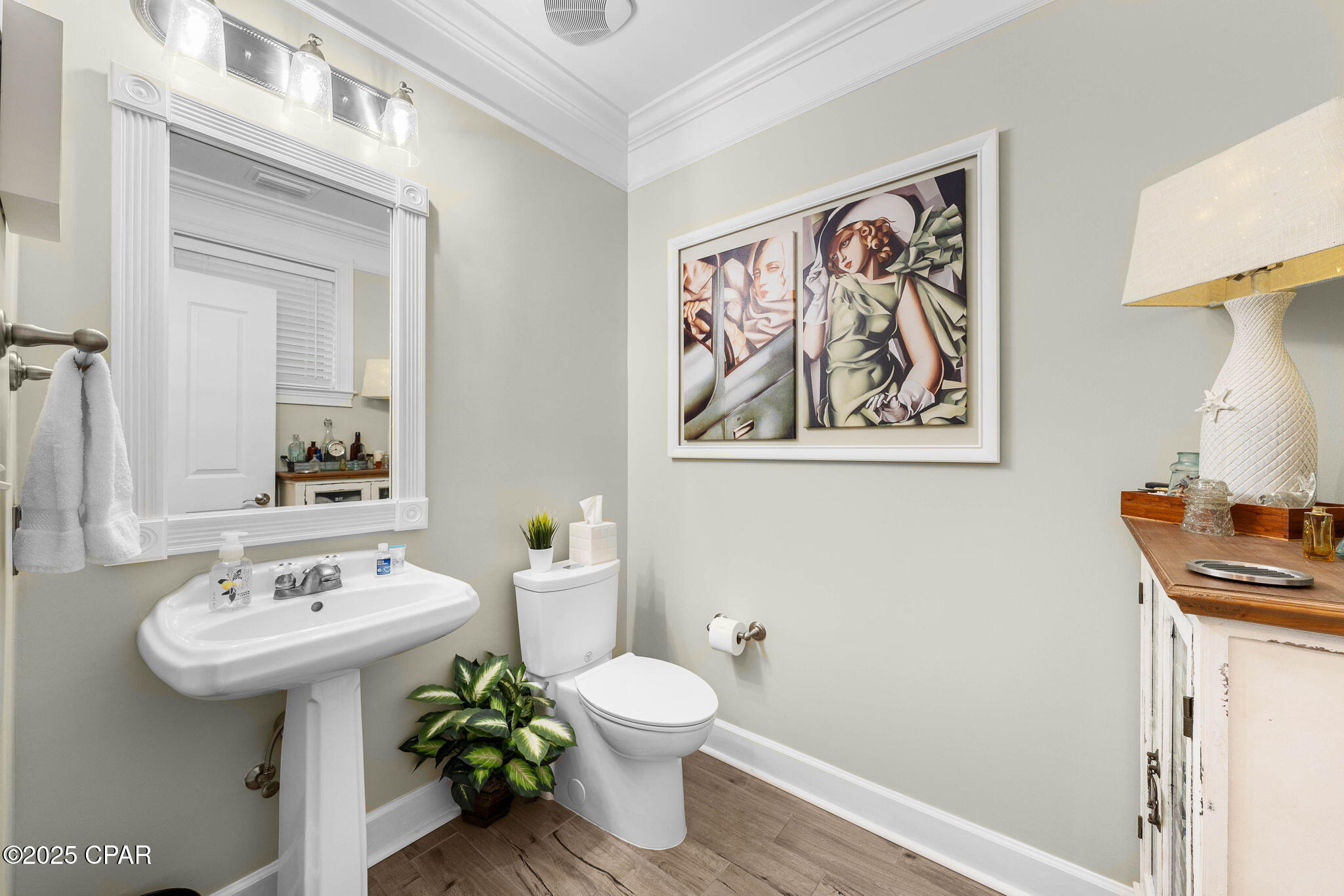 Image 5 For 3001 10th Street 202