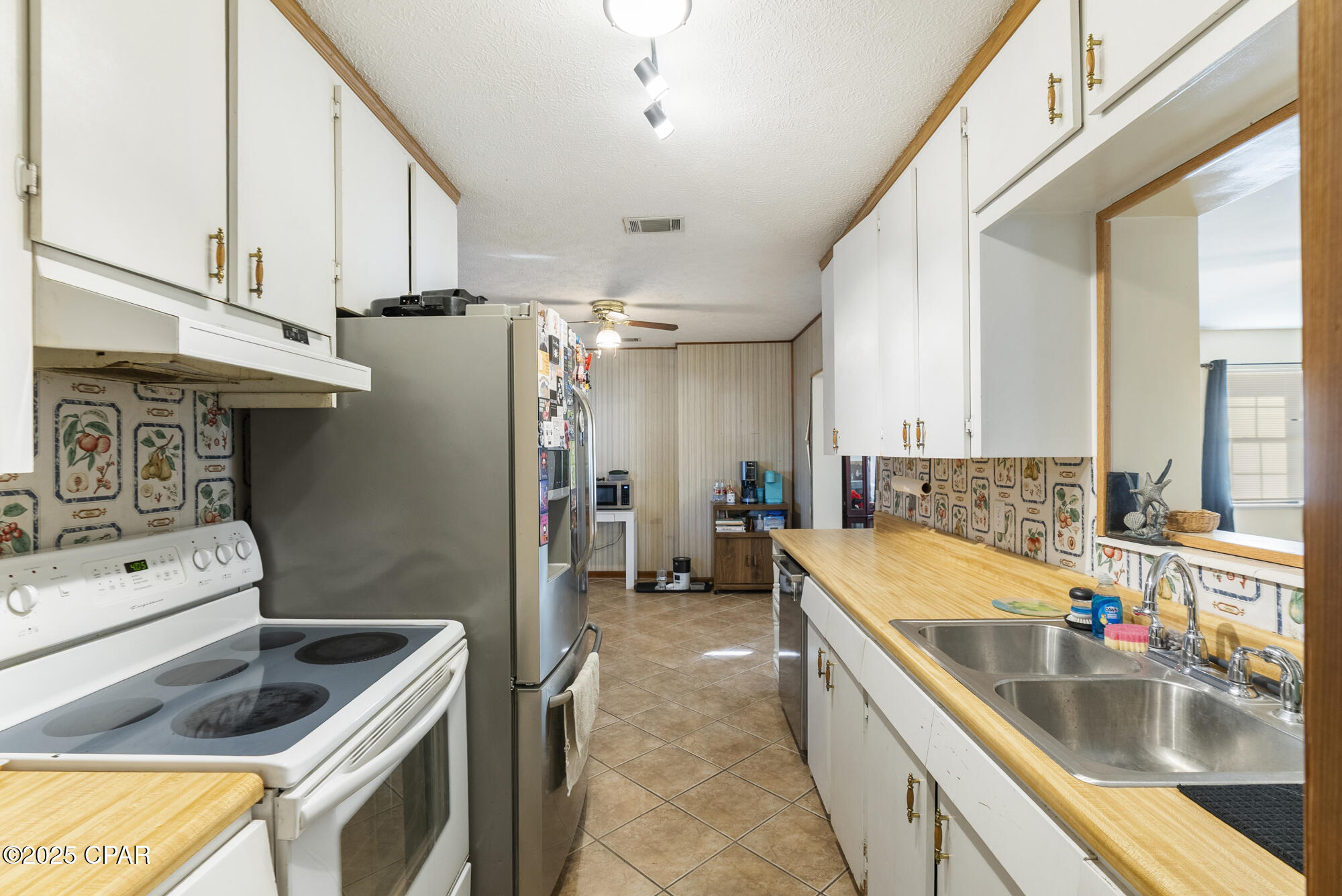 Image 16 For 1011 Star Avenue