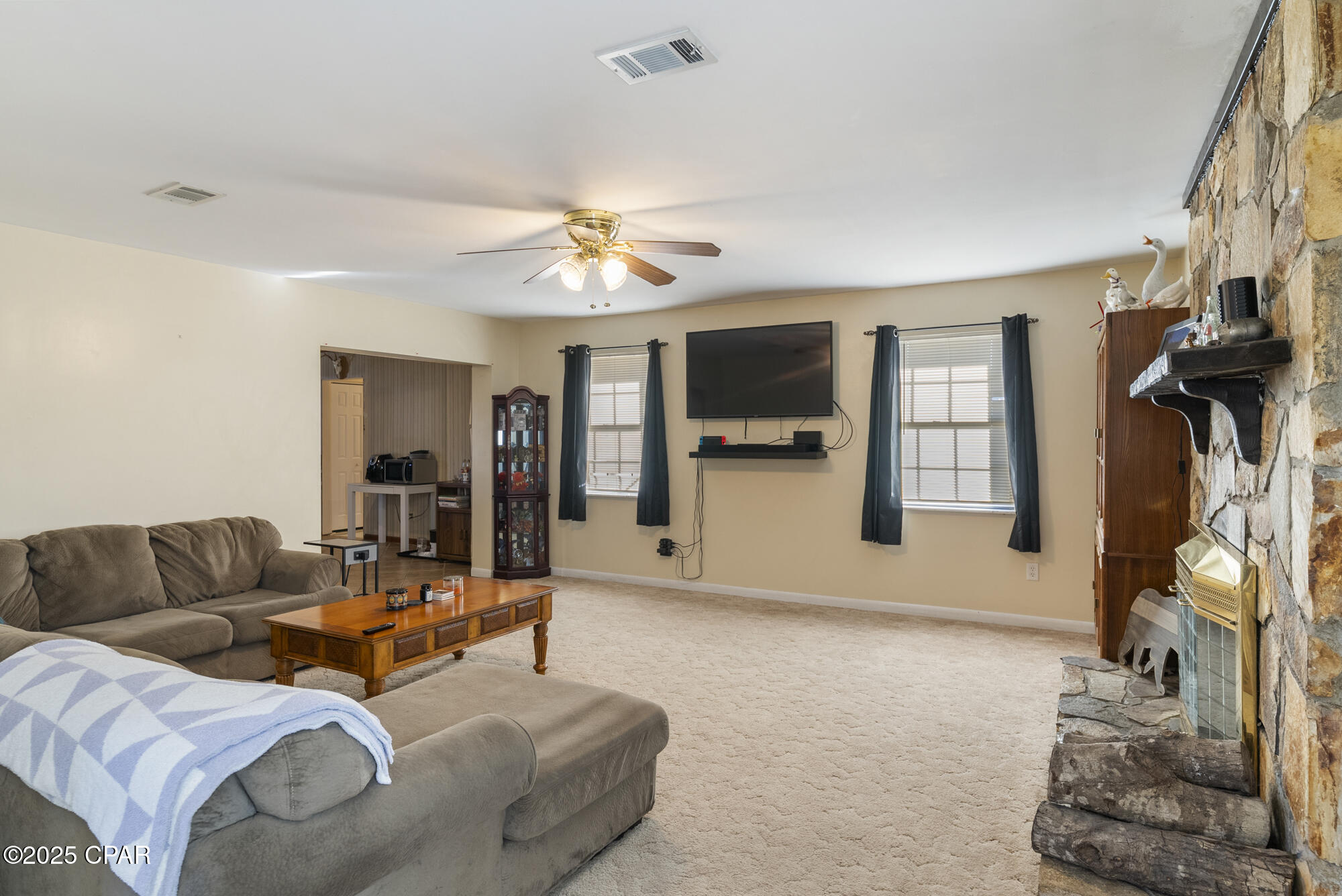 Image 20 For 1011 Star Avenue