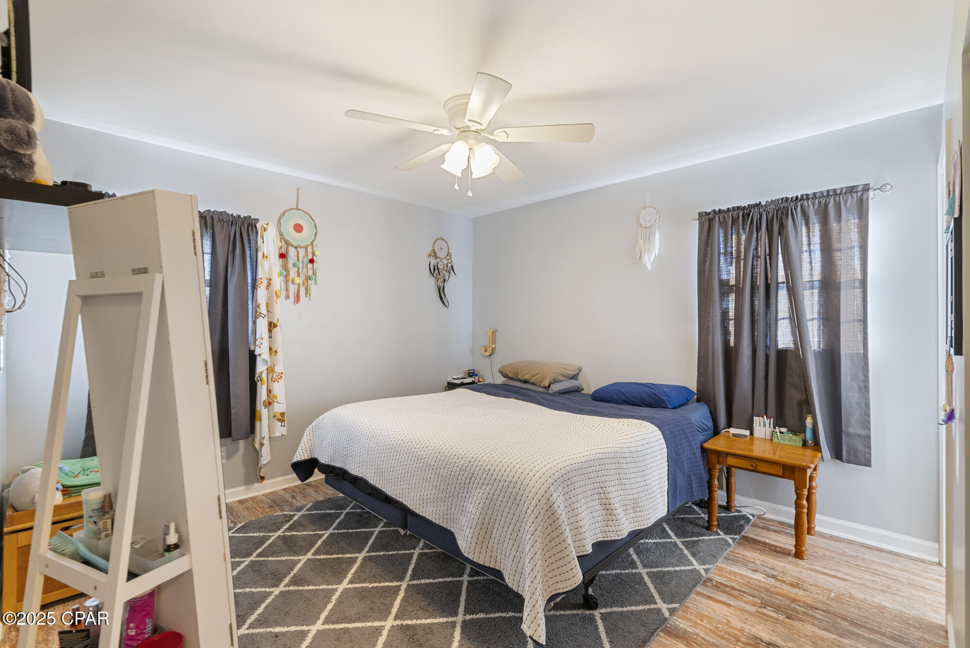 Image 27 For 1011 Star Avenue