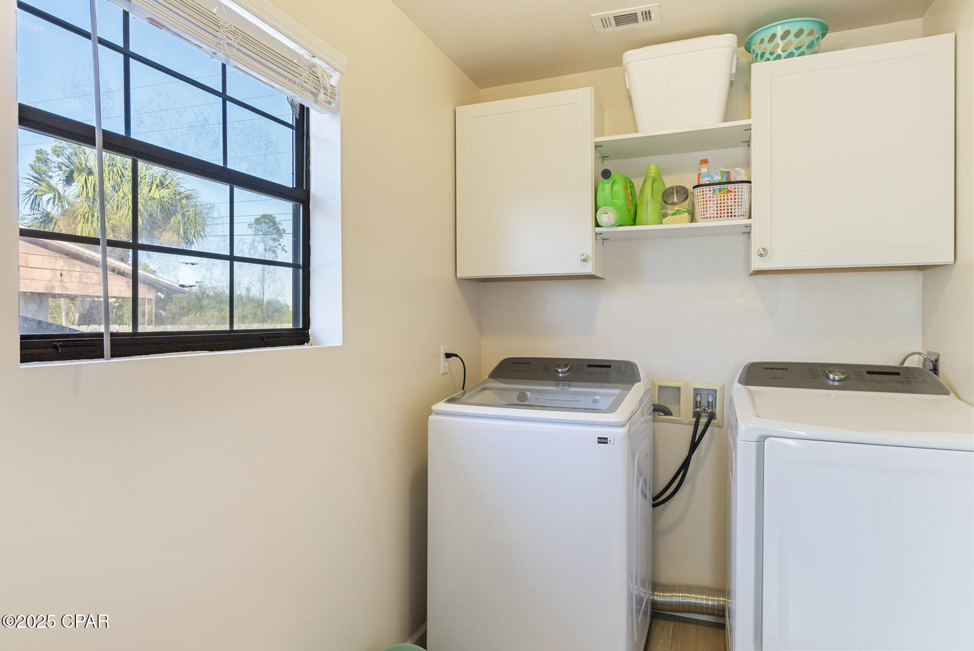 Image 31 For 1011 Star Avenue