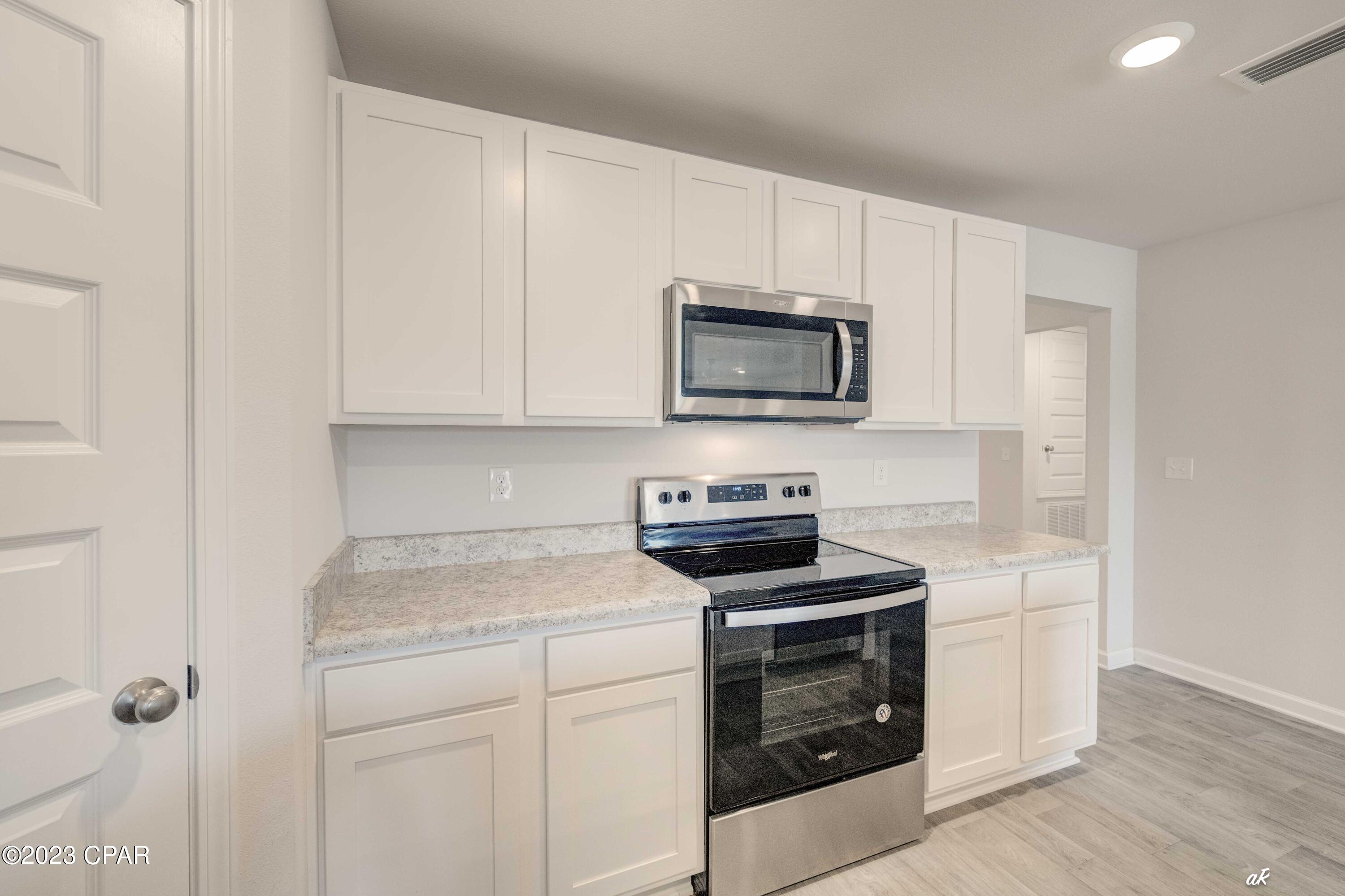 Image 18 For 4004 Brighton Boulevard