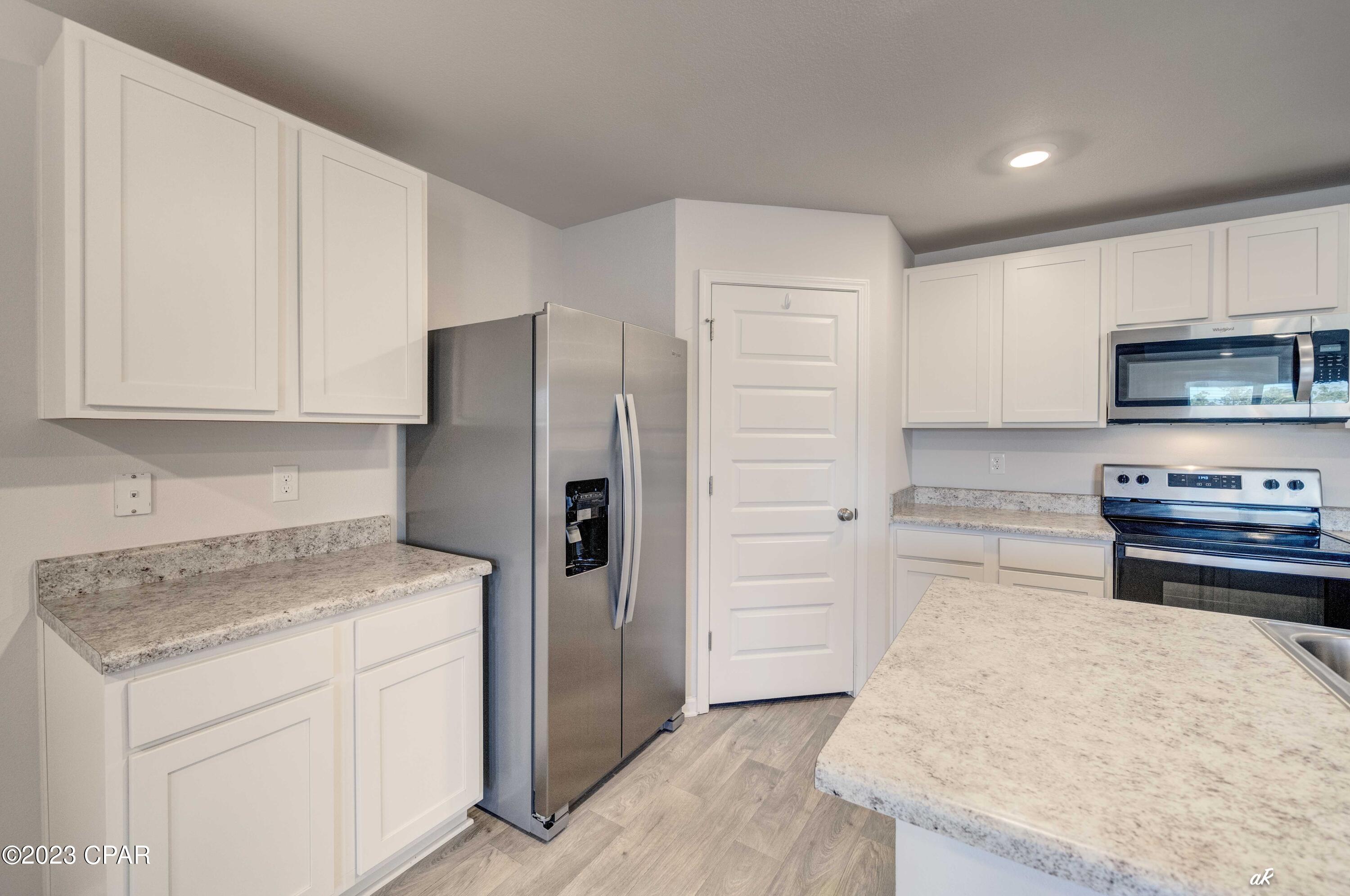 Image 19 For 4004 Brighton Boulevard