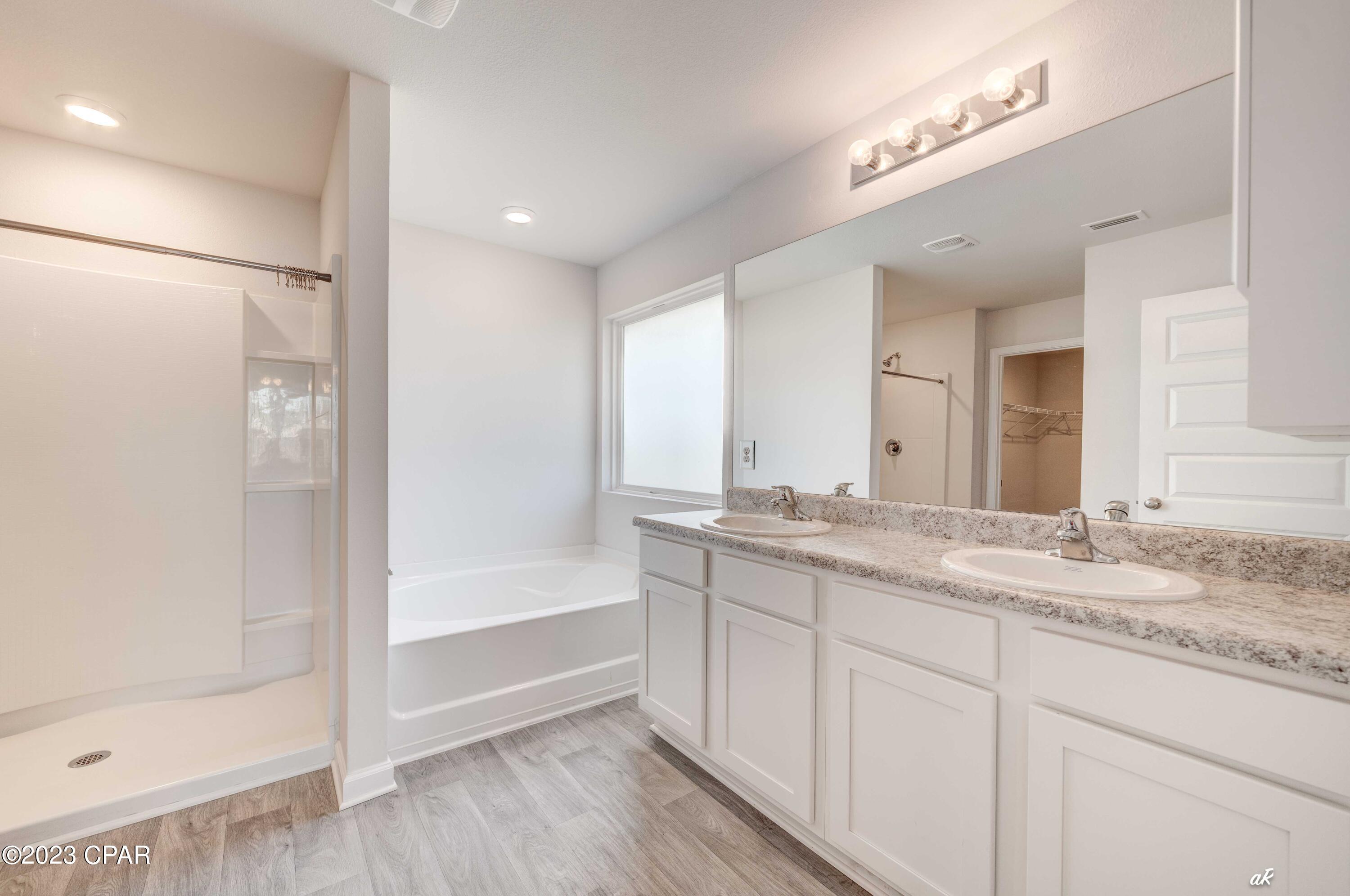 Image 23 For 4004 Brighton Boulevard