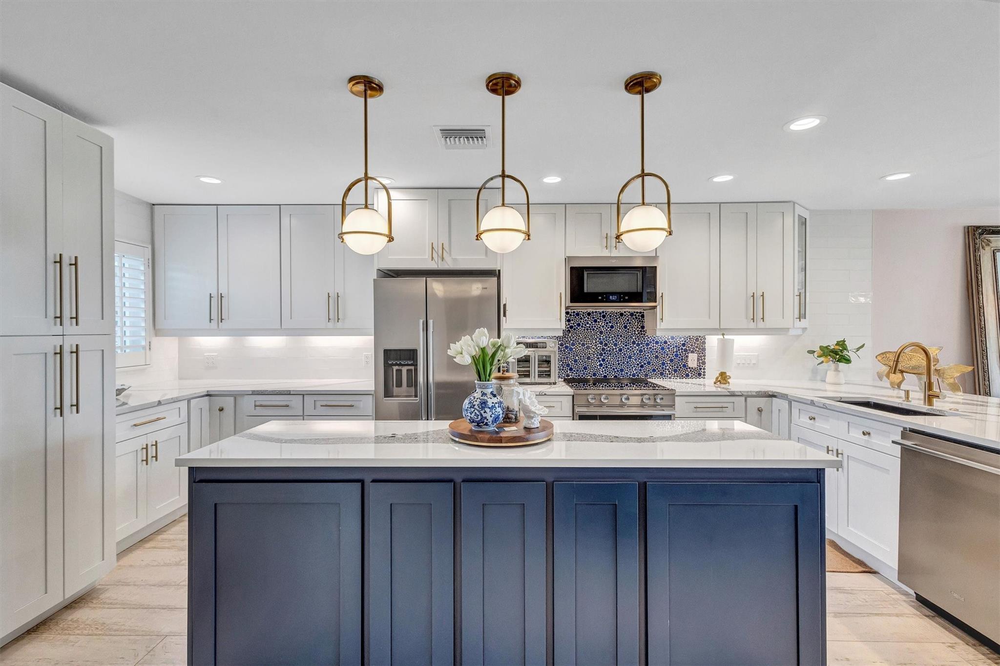 Longbeach Condominius