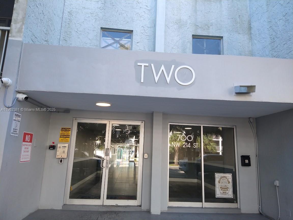 Ellington At County Line