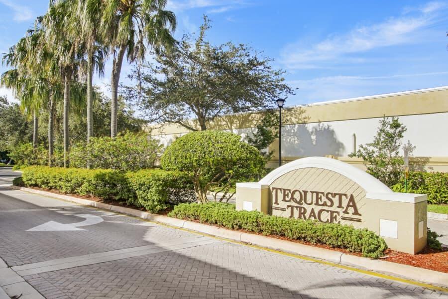 Tequesta Trace Condo