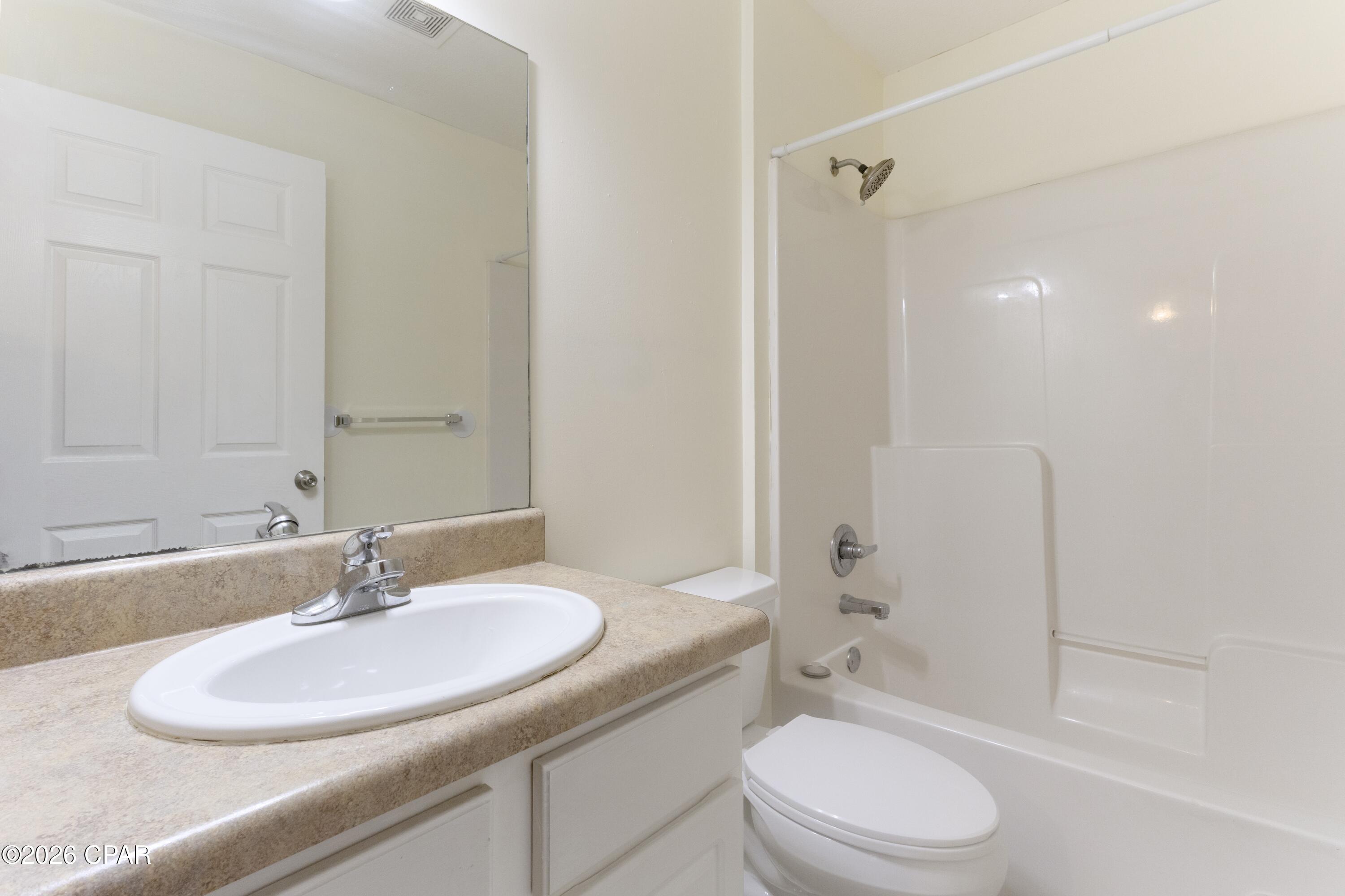 Image 17 For 108 Gray Avenue B
