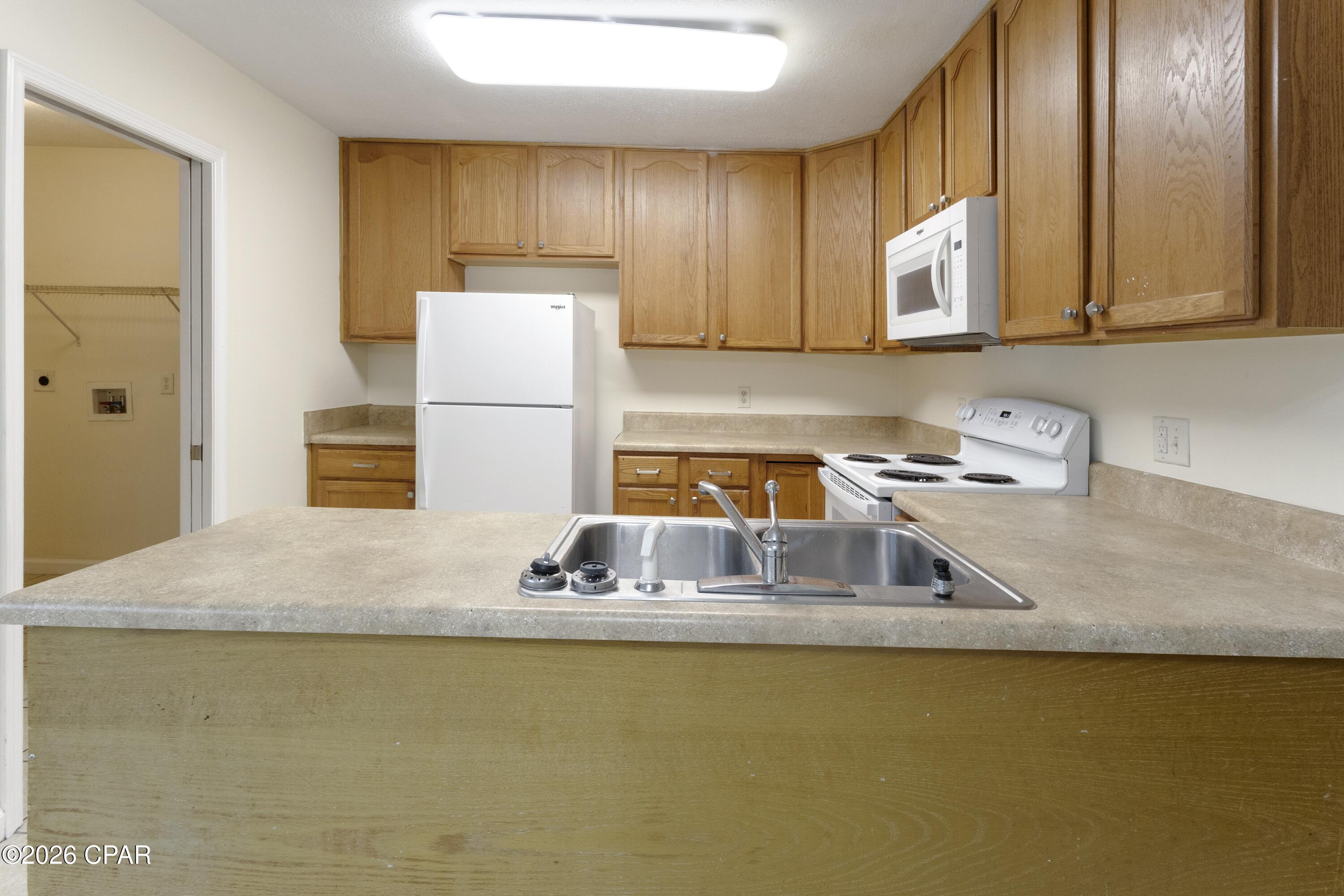 Image 2 For 108 Gray Avenue B