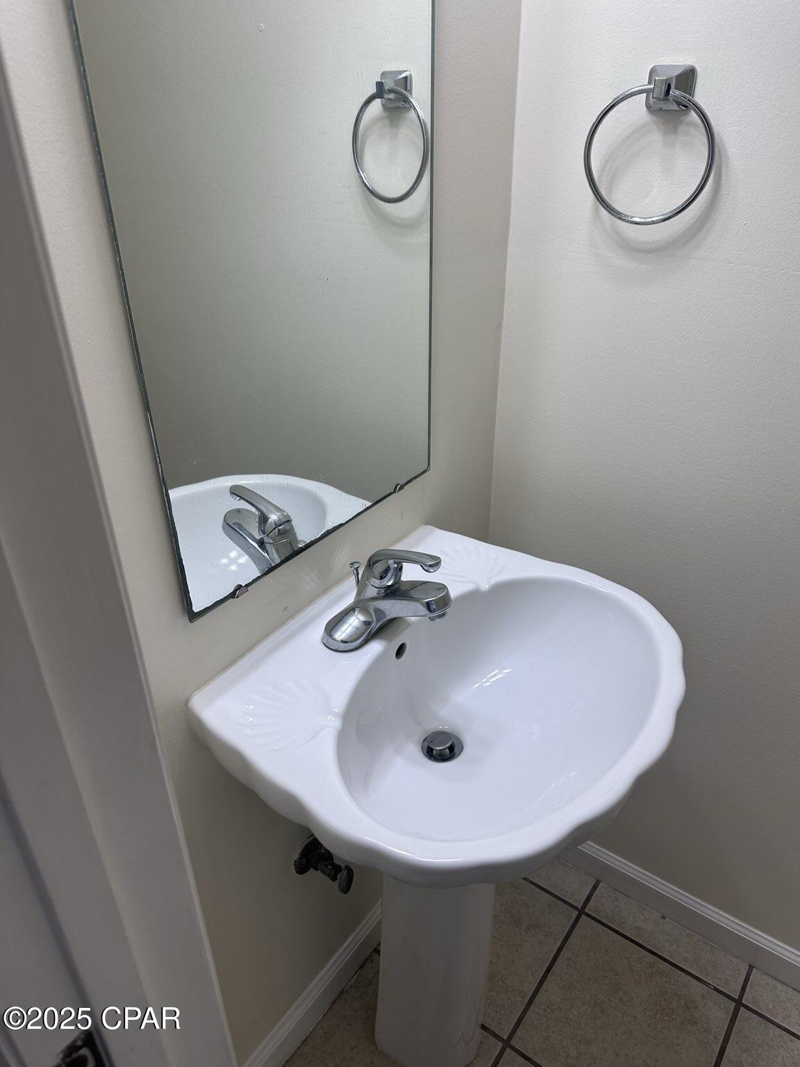 Image 6 For 108 Gray Avenue B