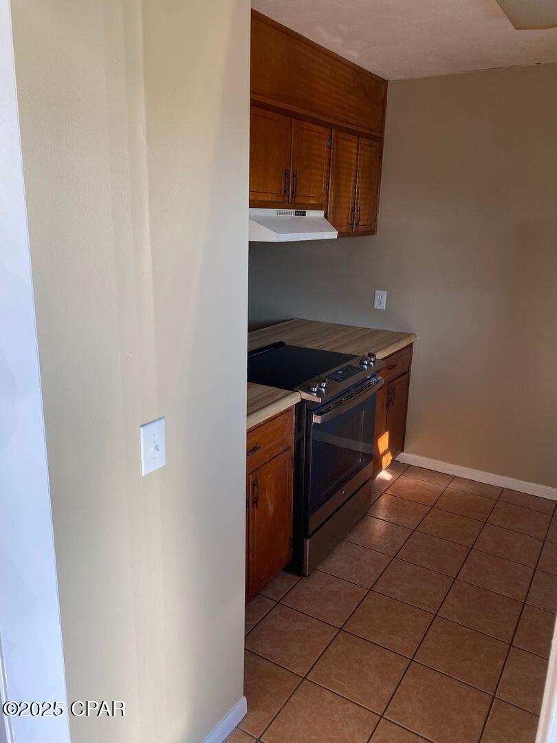 Image 3 For 1930 24th Street C