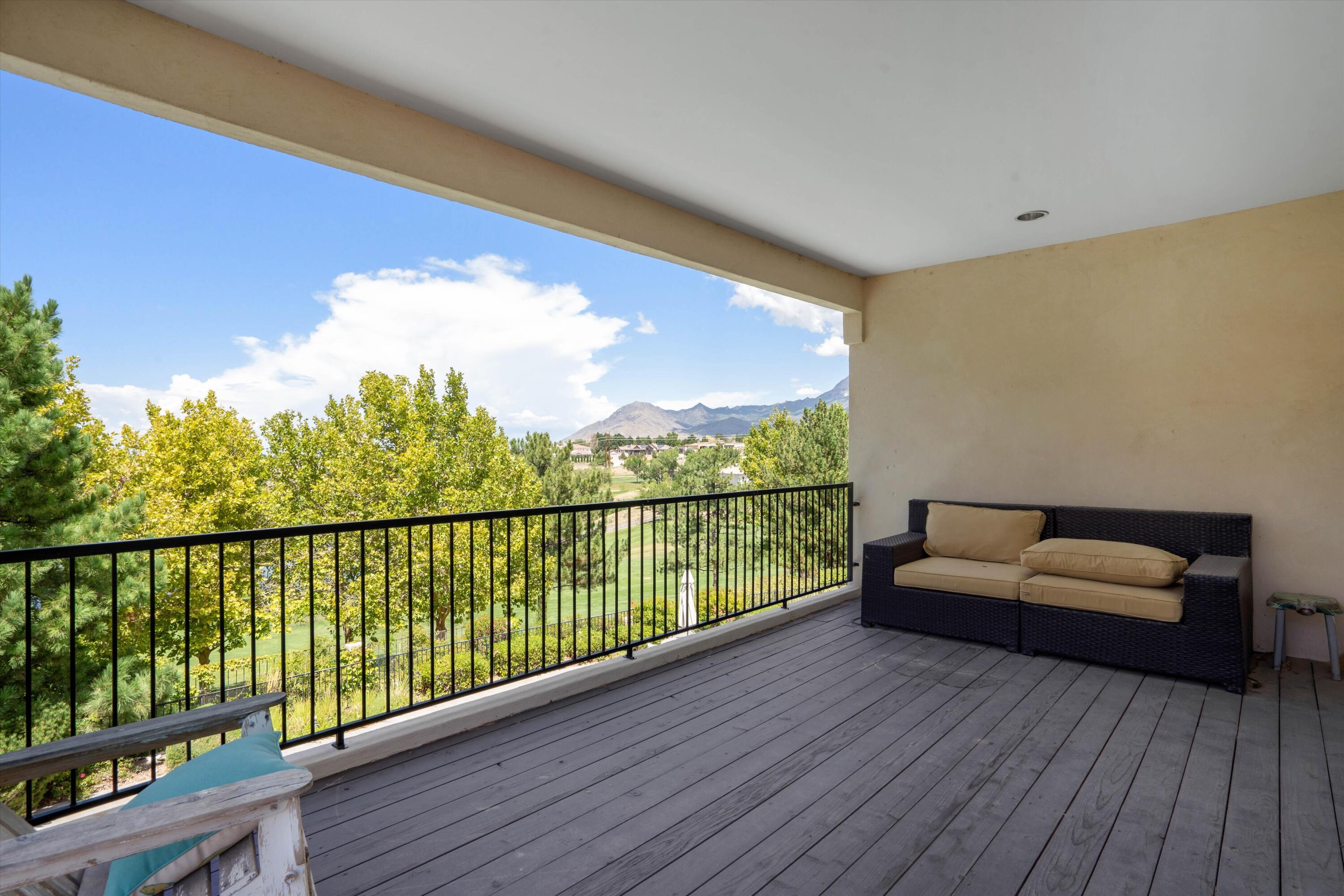 11119 Inverness Court NE Patio