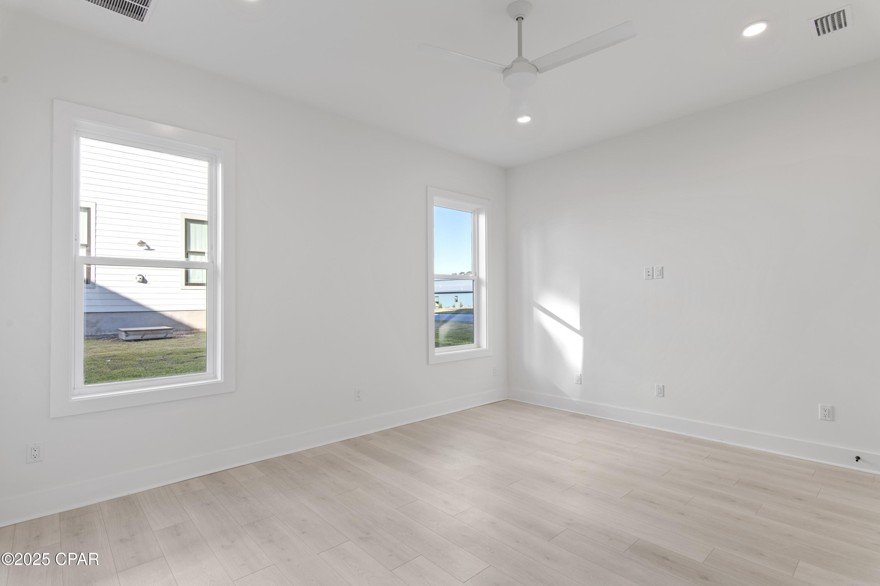 Listing photo id 21 for 39 Sarah Street Lot 17