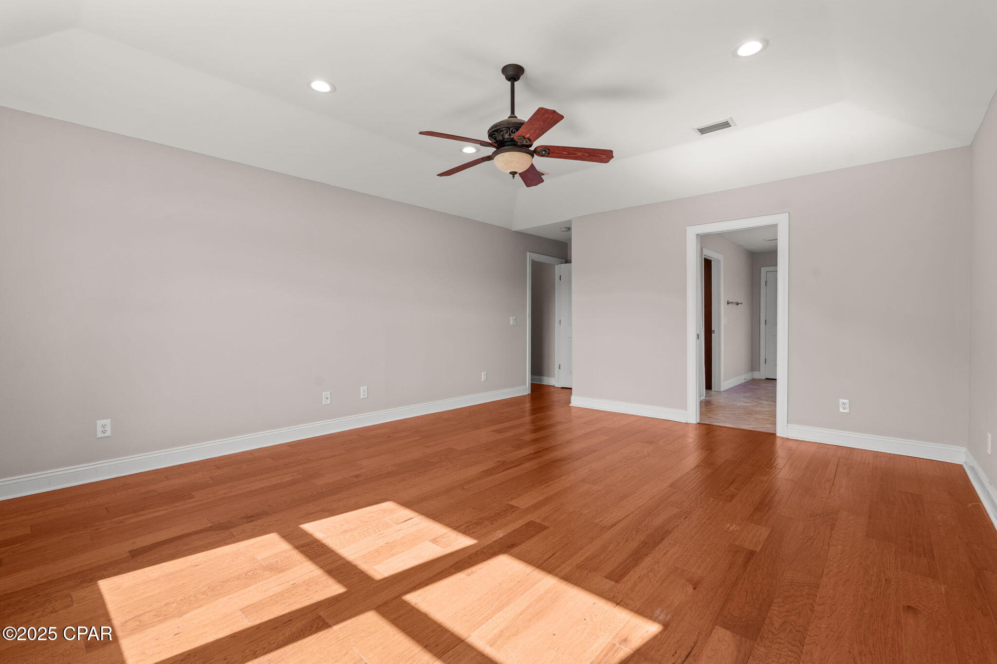 Image 31 For 117 Lakeview Terrace