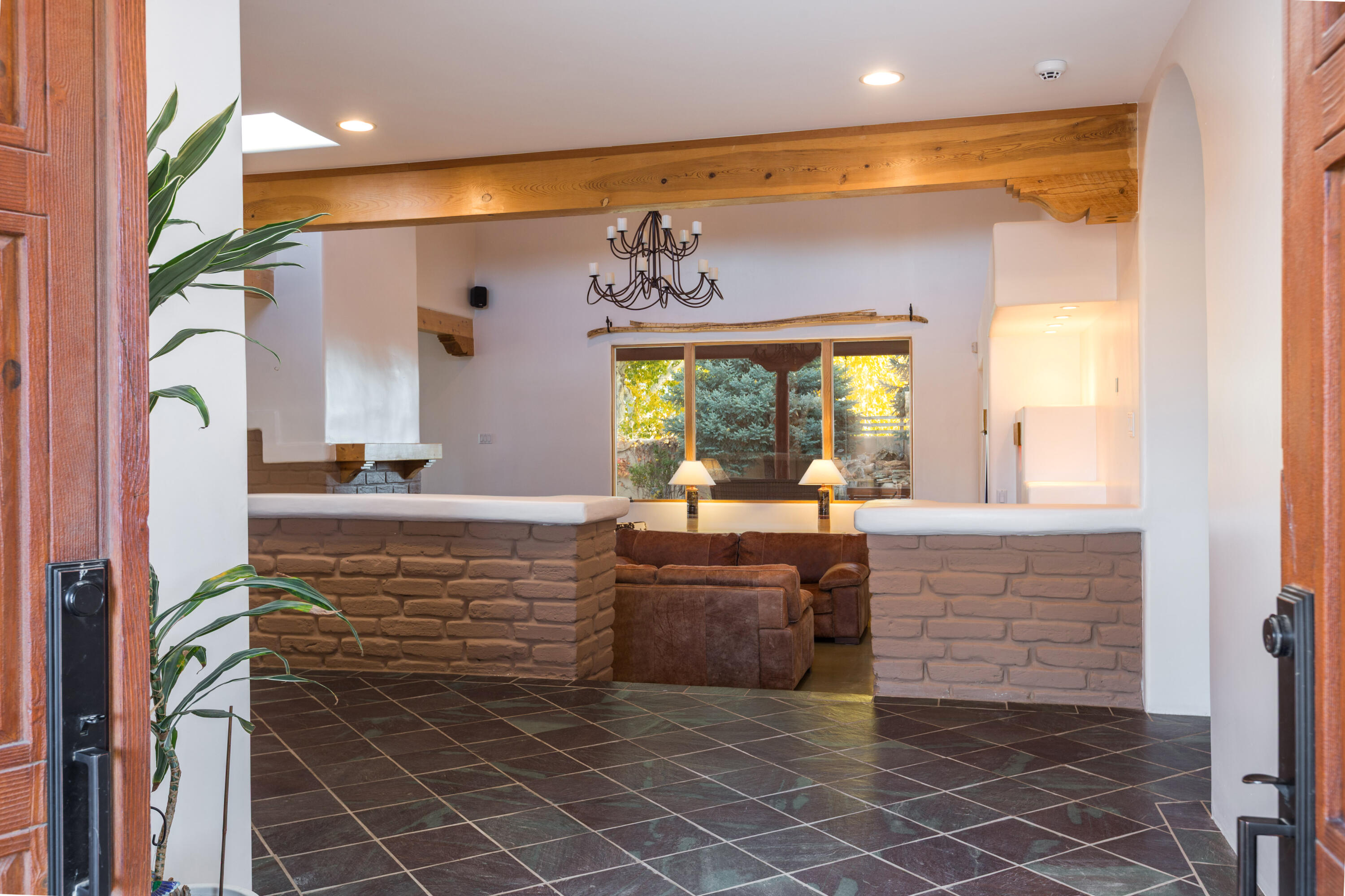 612 Rio Ruidoso Road NE Living Room