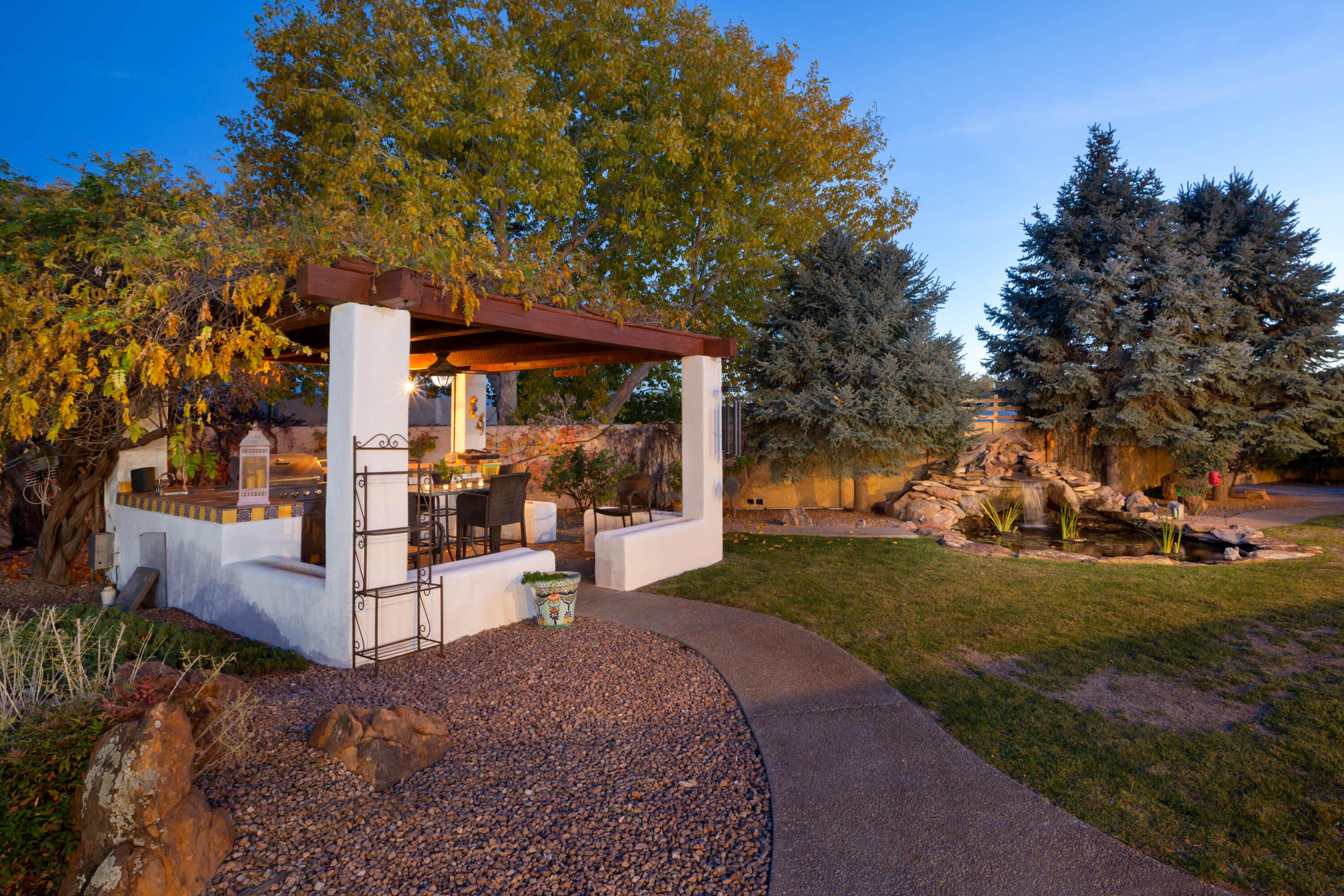 612 Rio Ruidoso Road NE Patio