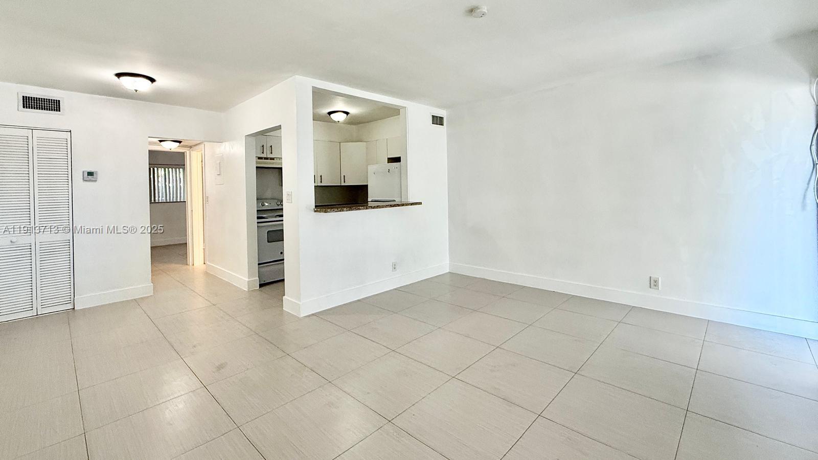 Additional living spaces at 42 14th St - Condo in Dania Beach