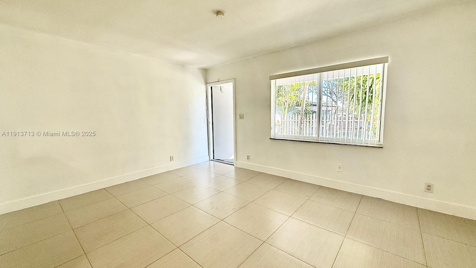 Bonus room and amenities at 42 14th St - Condo in Dania Beach