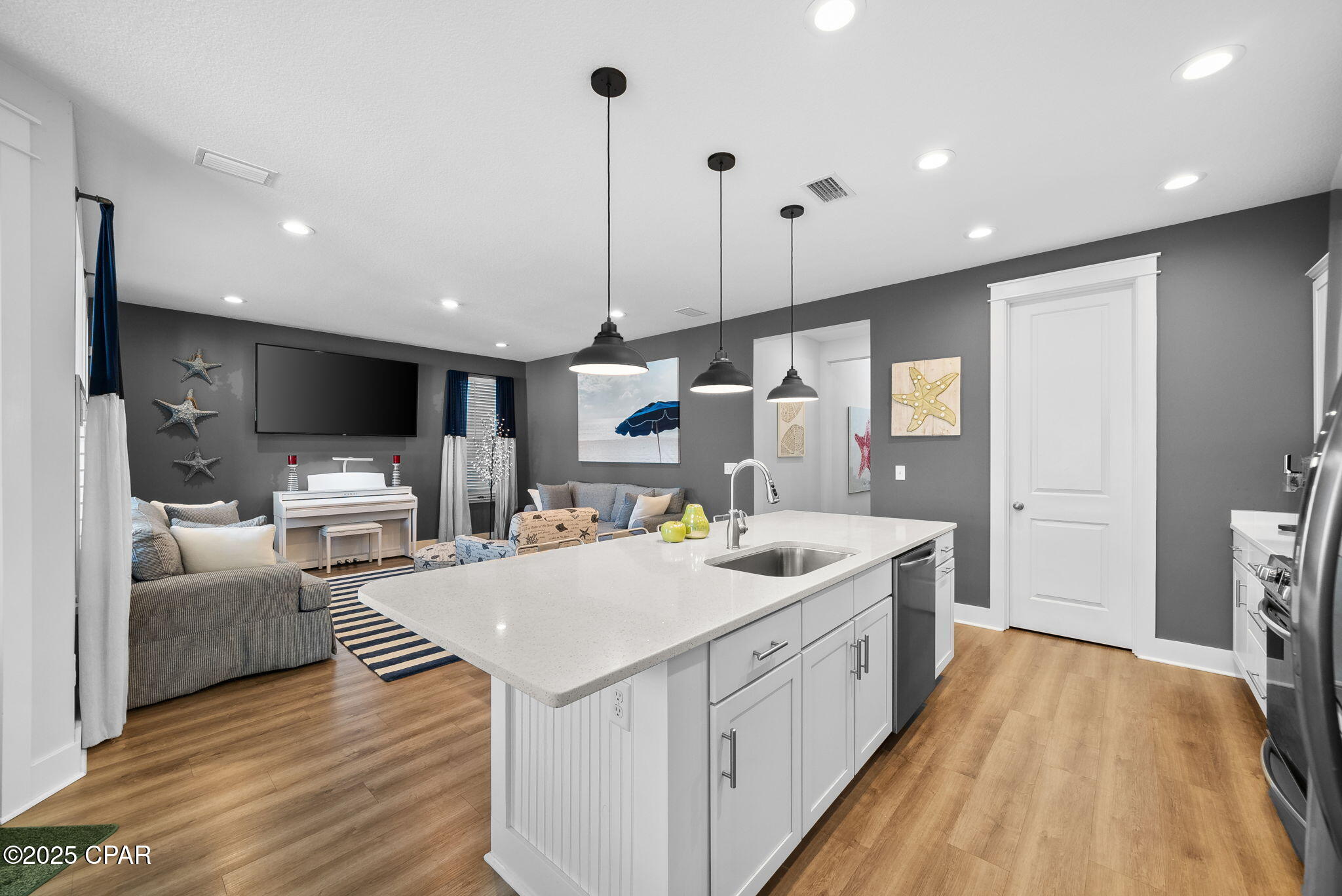 Image 13 For 1401 Discovery Loop