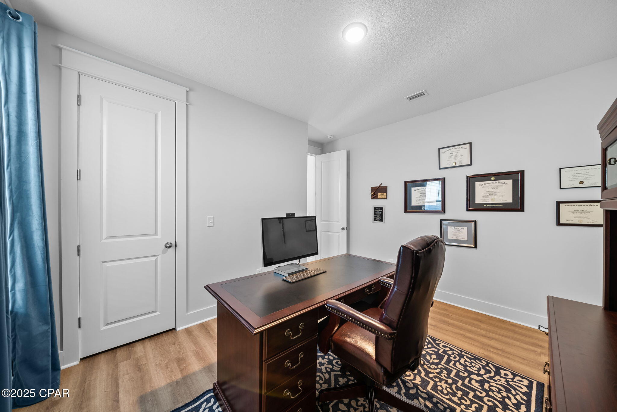 Image 24 For 1401 Discovery Loop