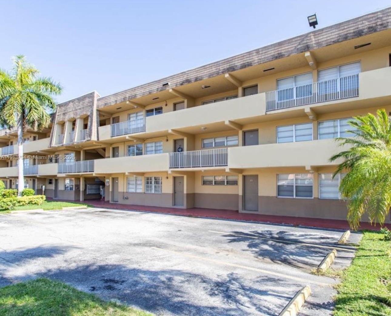 Agua Dulce Condo
