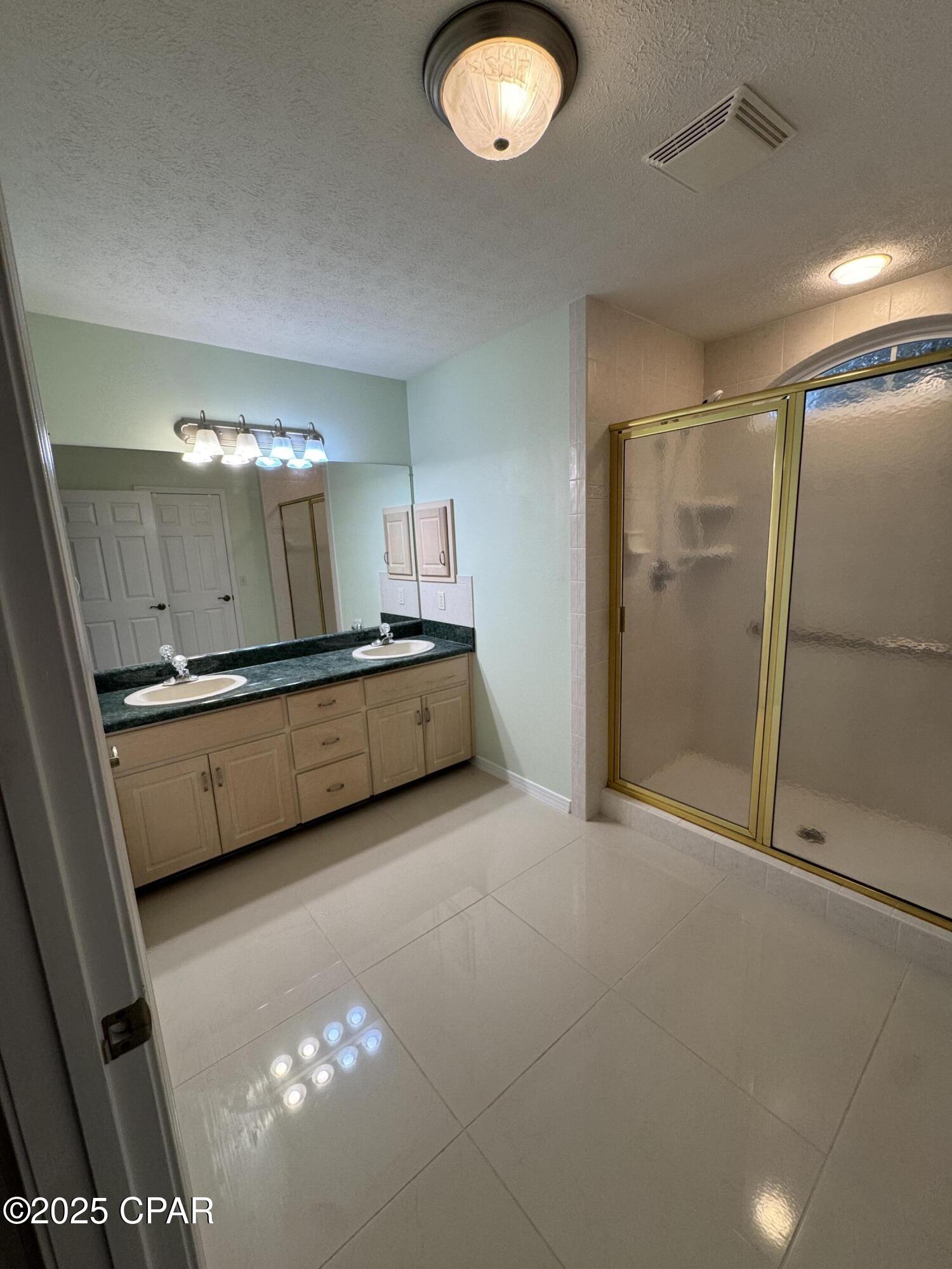 Image 40 For 3320 Eagle Court