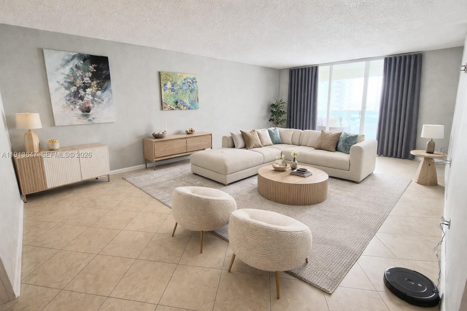 Hallmark Of Hollywood Con