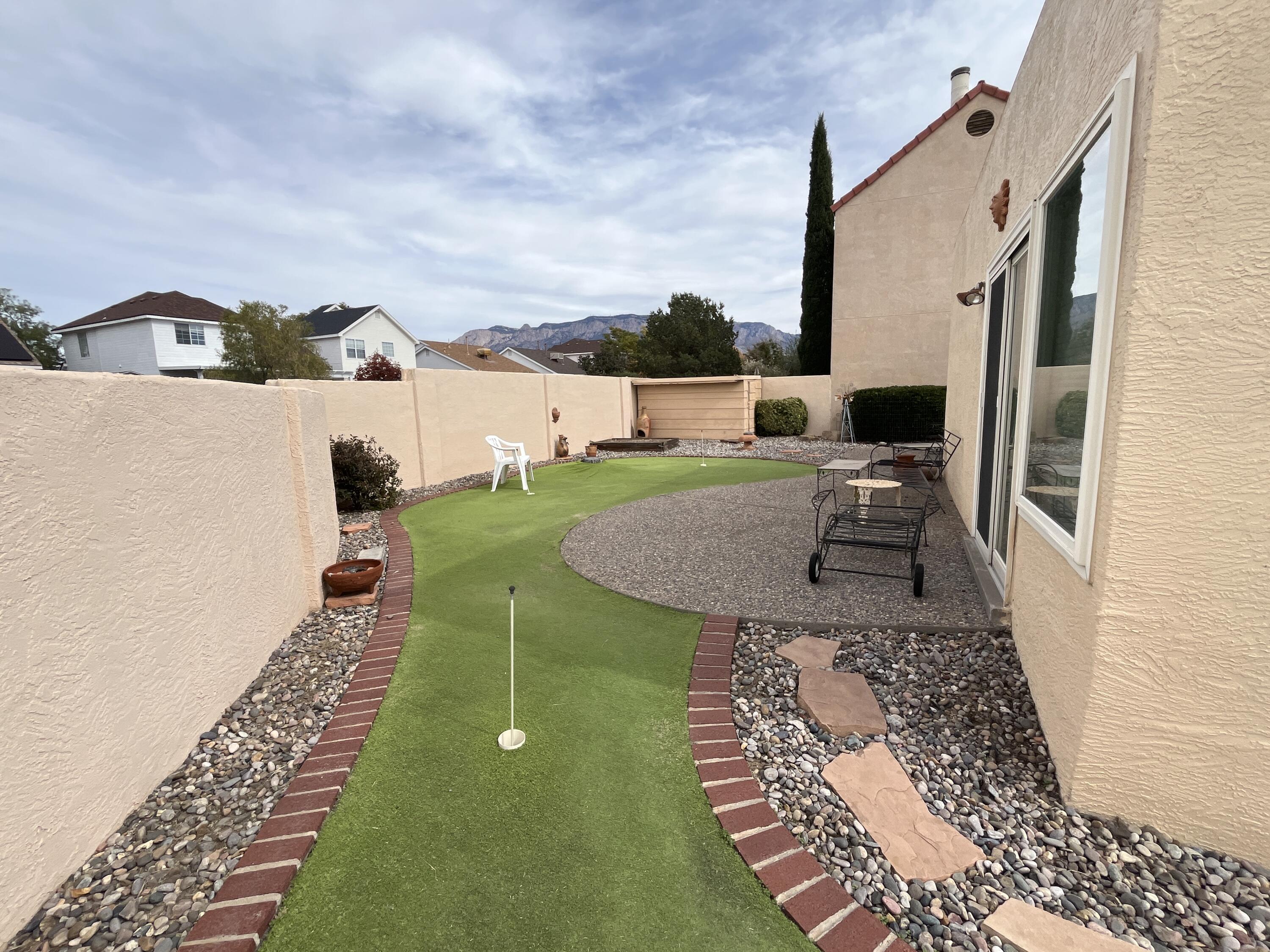 8001 Classic Avenue NE Patio