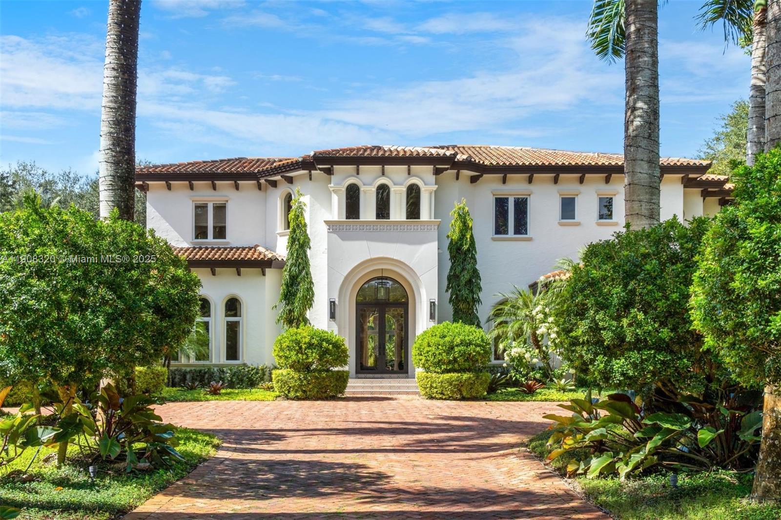 8900 62nd Ct Pinecrest, FL 33156