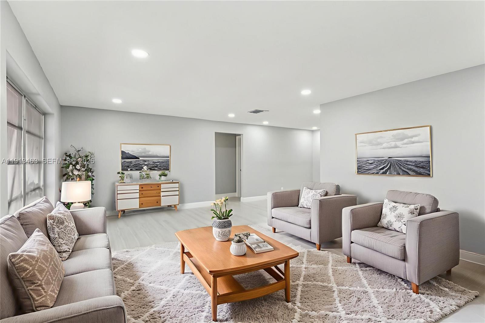 Mainlands Of Tamarac Lake