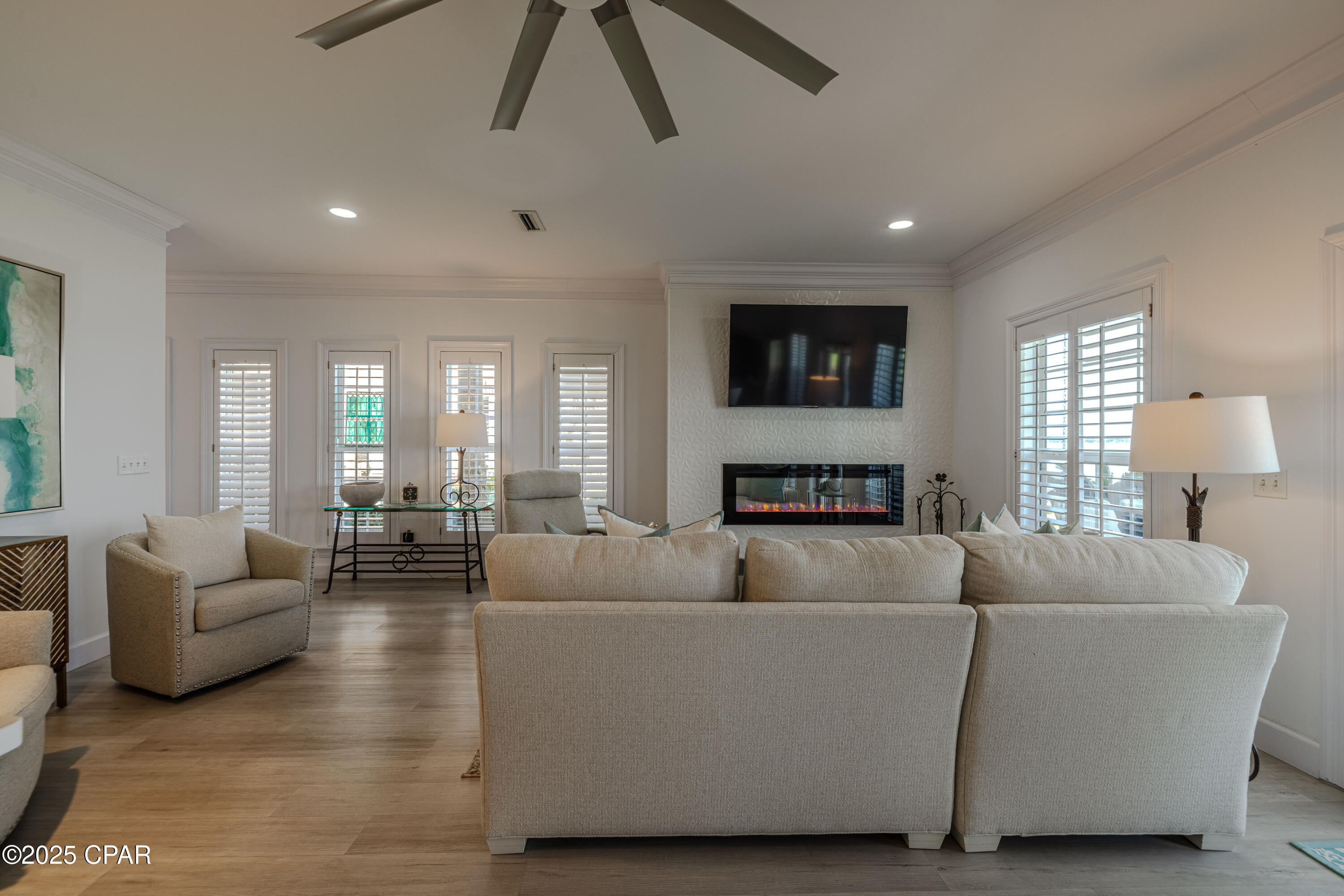 Image 7 For 2322 Pelican Bay Court