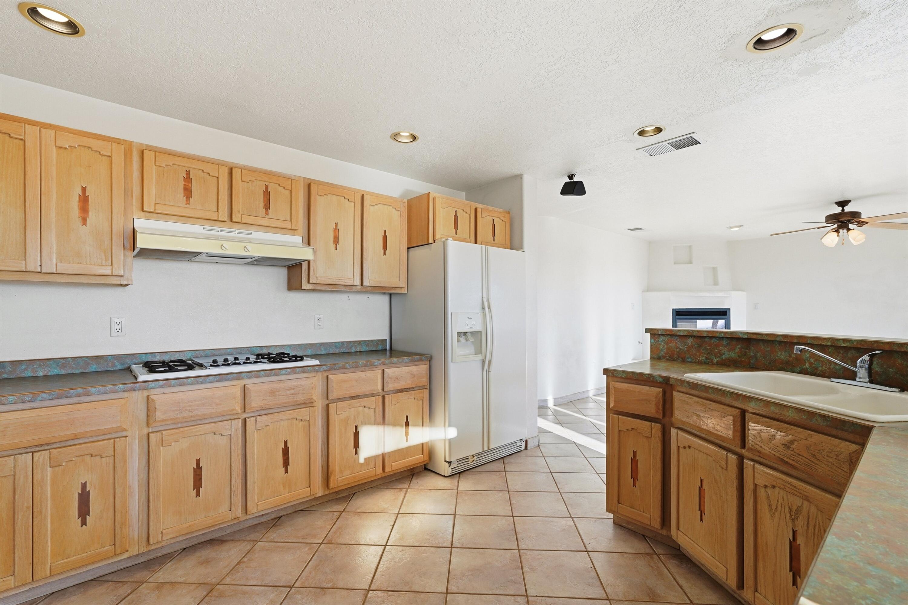 511 Eugene Court SE Kitchen