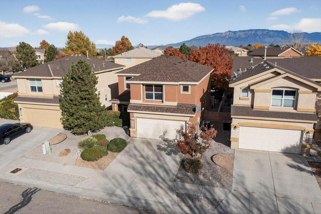 10224 Nacimiento Street NW Home Office