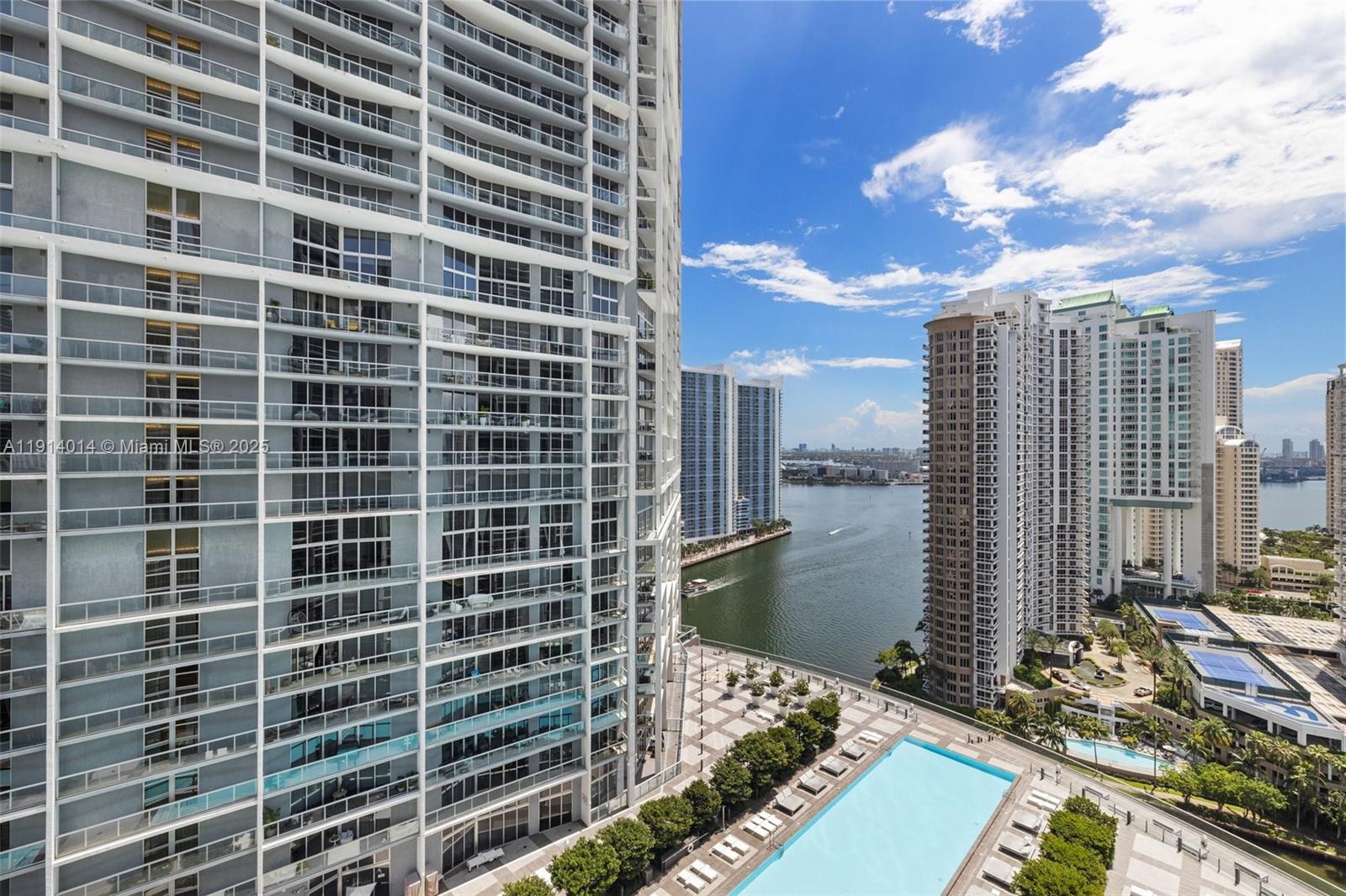 495 Brickell Ave #2410, Miami FL 33131