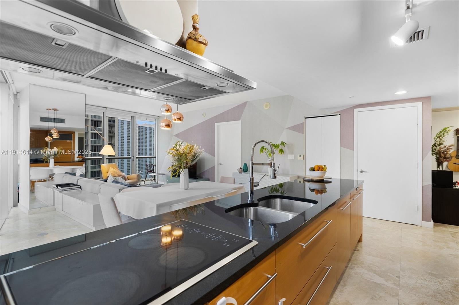 495 Brickell Ave #2410, Miami FL 33131