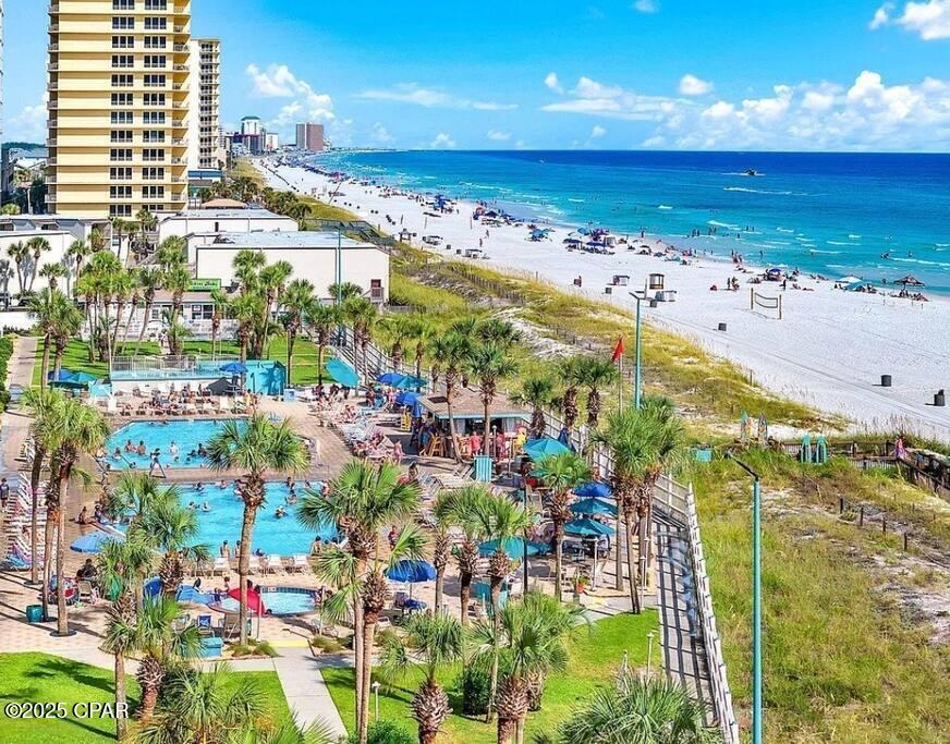 Image 31 For 8743 Thomas Drive 209